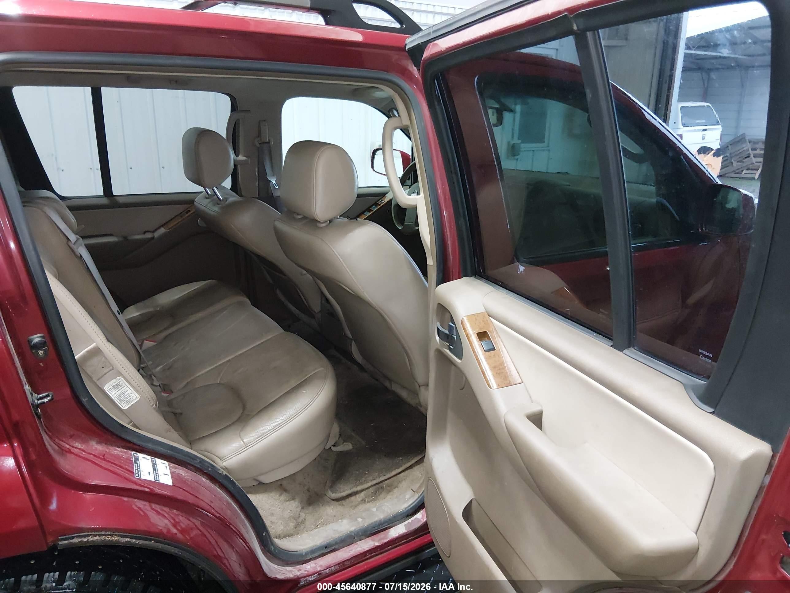 2006 Nissan Pathfinder Le Красный vin: 5N1AR18W26C658883