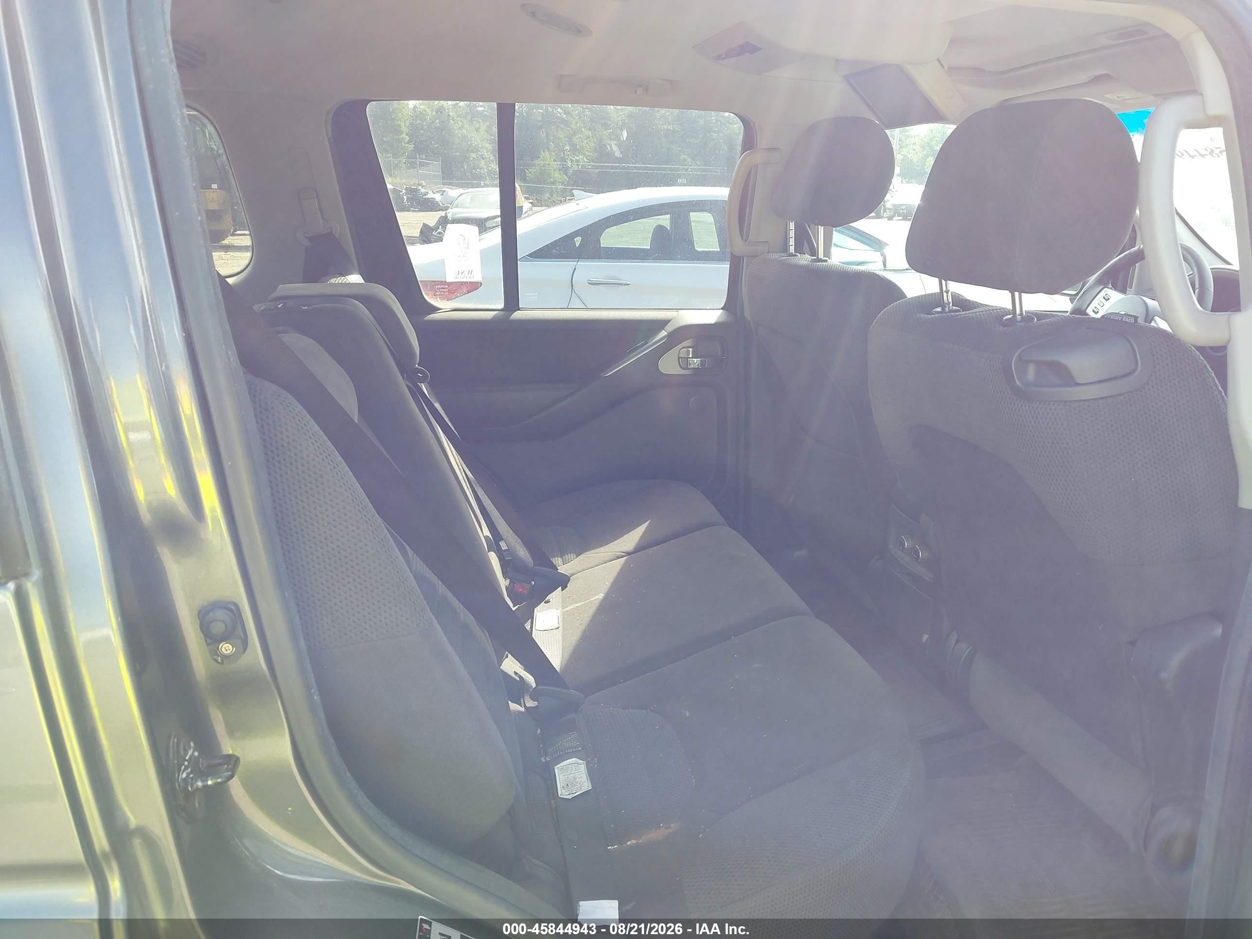 2005 Nissan Pathfinder Se Gray vin: 5N1AR18W35C705370