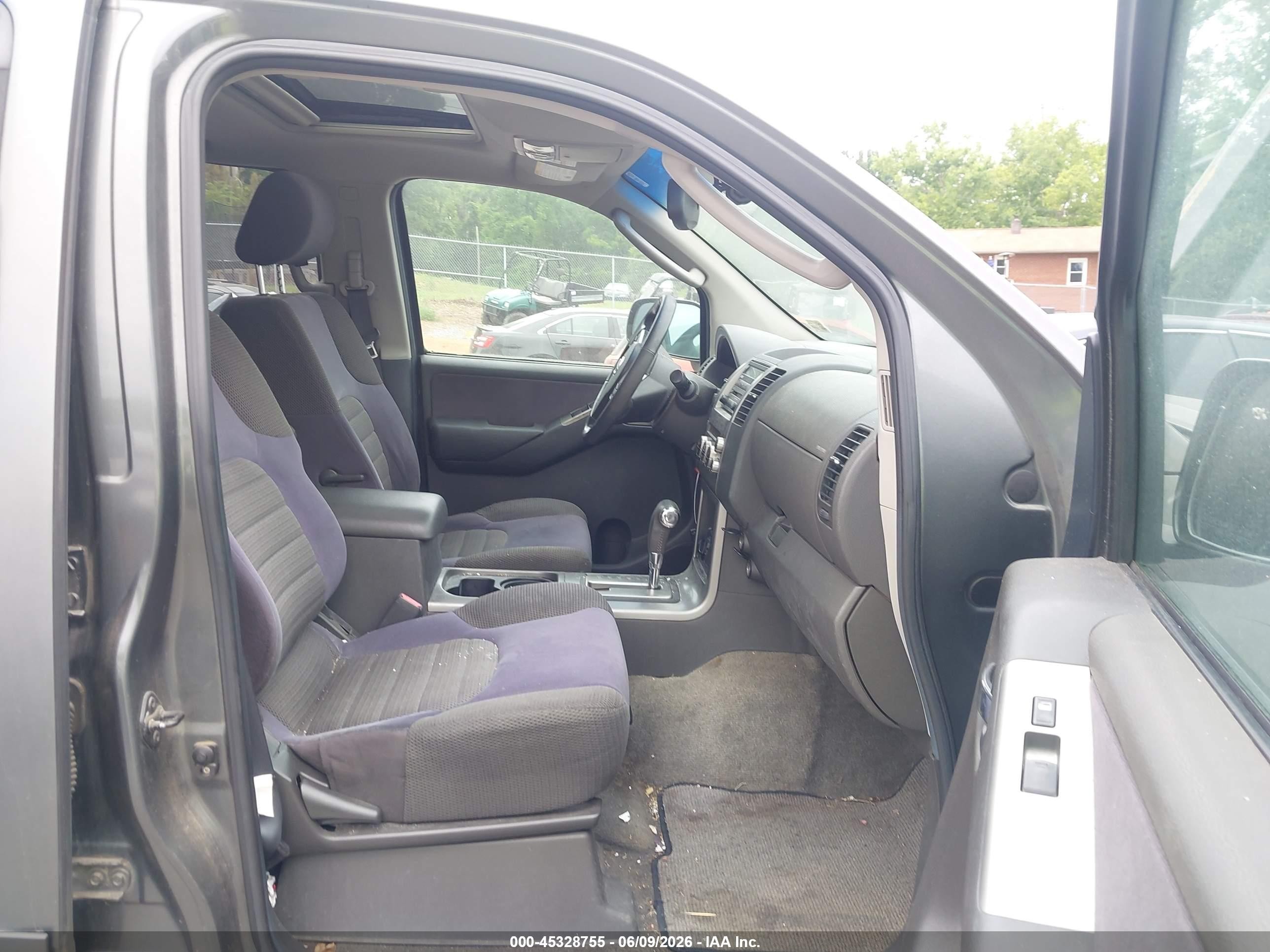 2005 Nissan Pathfinder Se Gray vin: 5N1AR18W35C743200