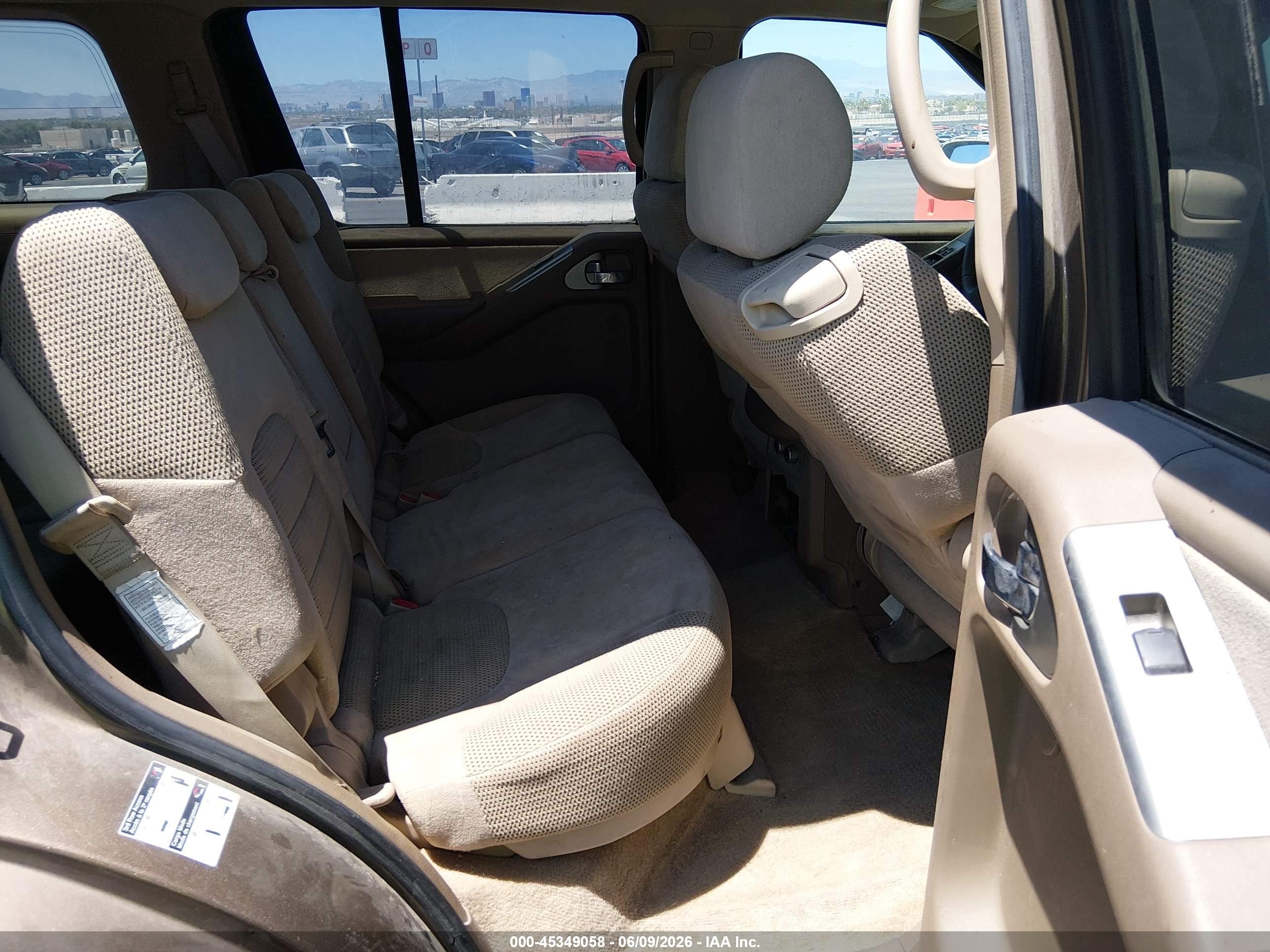 2005 Nissan Pathfinder Se Brown vin: 5N1AR18W35C744783