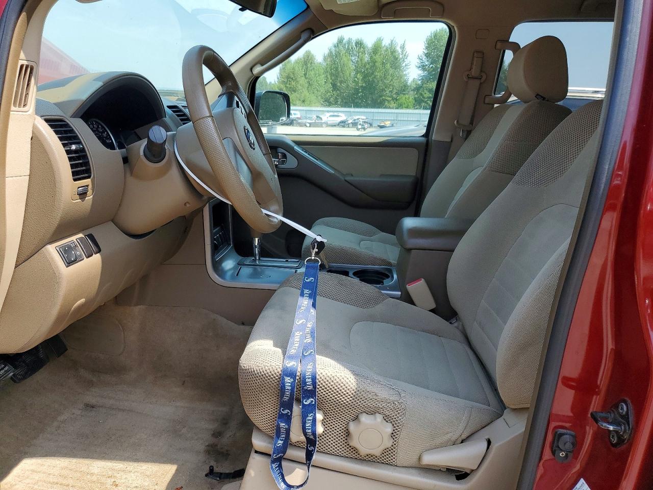 2005 Nissan Pathfinder Xe Red vin: 5N1AR18W35C769022