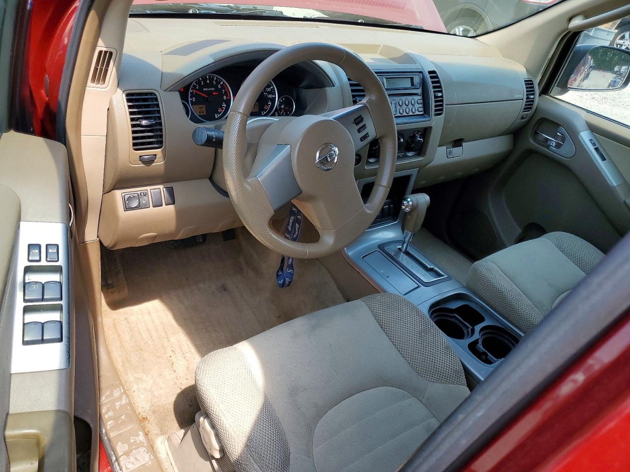 2005 Nissan Pathfinder Xe Red vin: 5N1AR18W35C769022