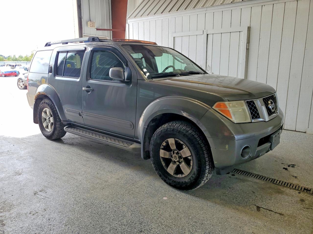 2005 Nissan Pathfinder Xe Gray vin: 5N1AR18W35C780845