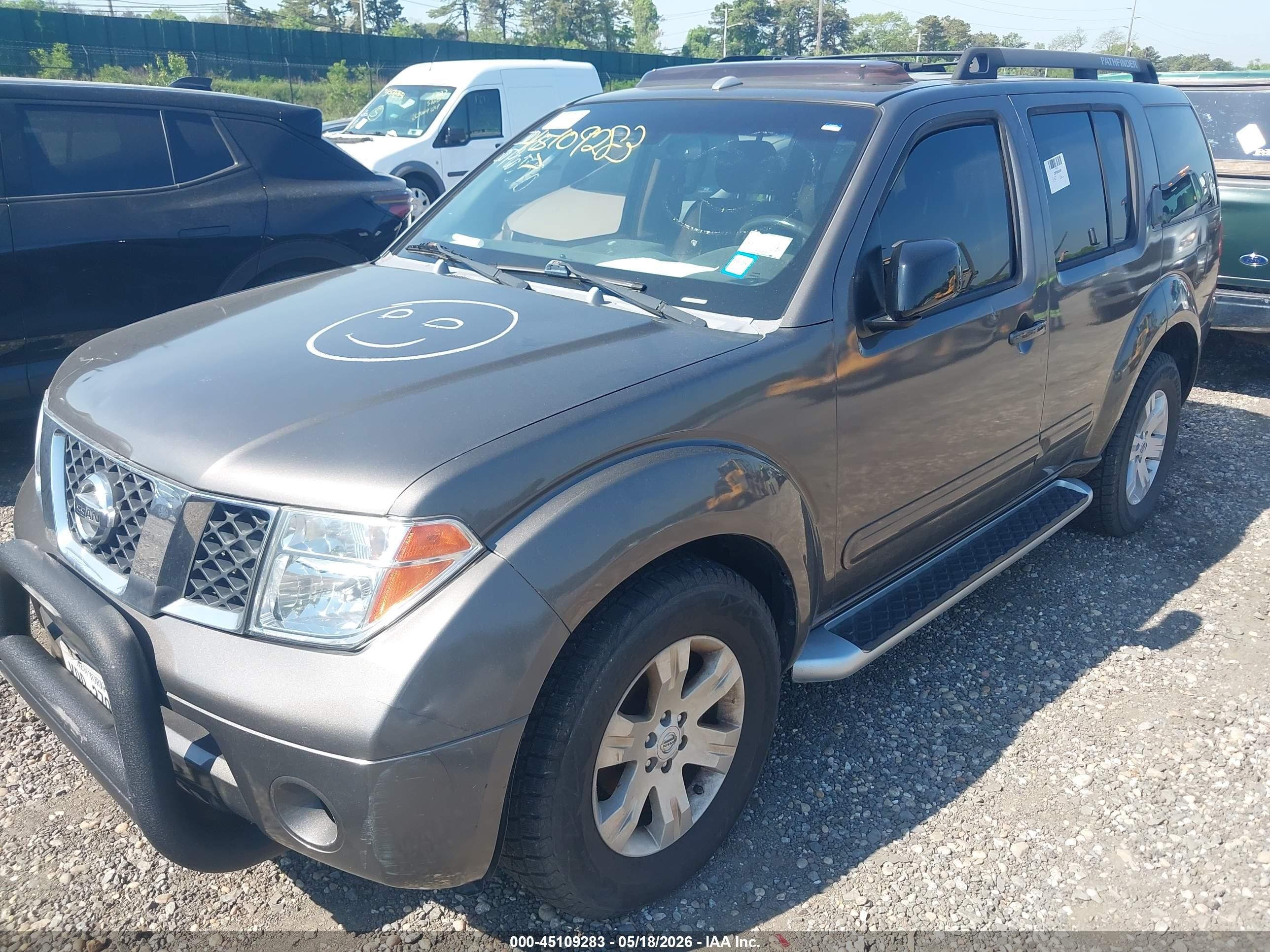 2007 Nissan Pathfinder Le Gray vin: 5N1AR18W37C645173