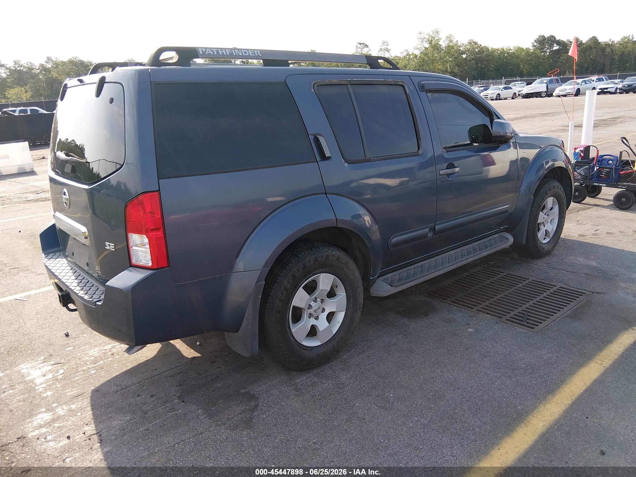 2005 Nissan Pathfinder Se Blue vin: 5N1AR18W45C721125