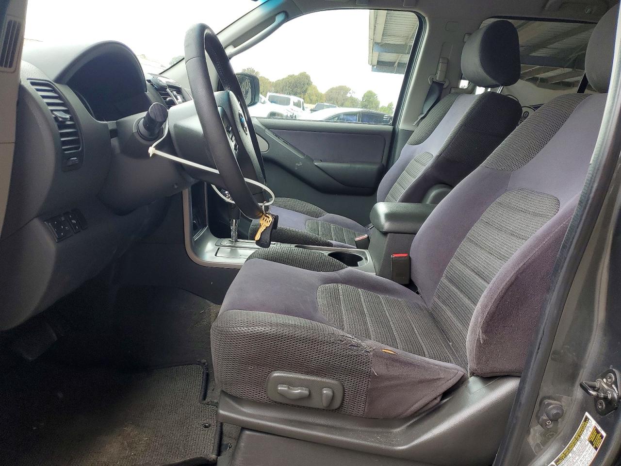 2006 Nissan Pathfinder S Gray vin: 5N1AR18W46C676639