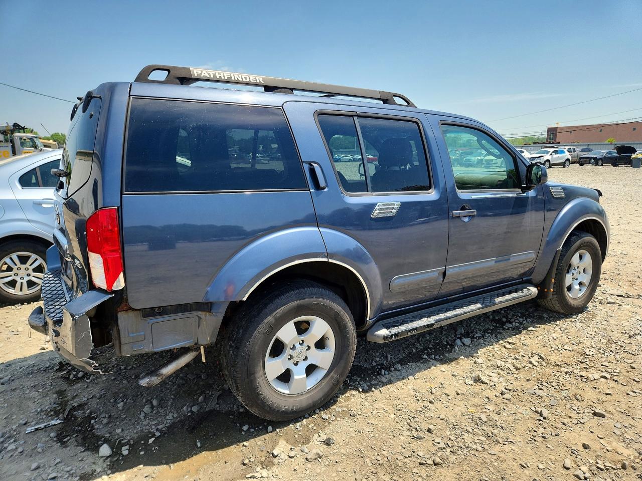 2006 Nissan Pathfinder S Blue vin: 5N1AR18W46C683722