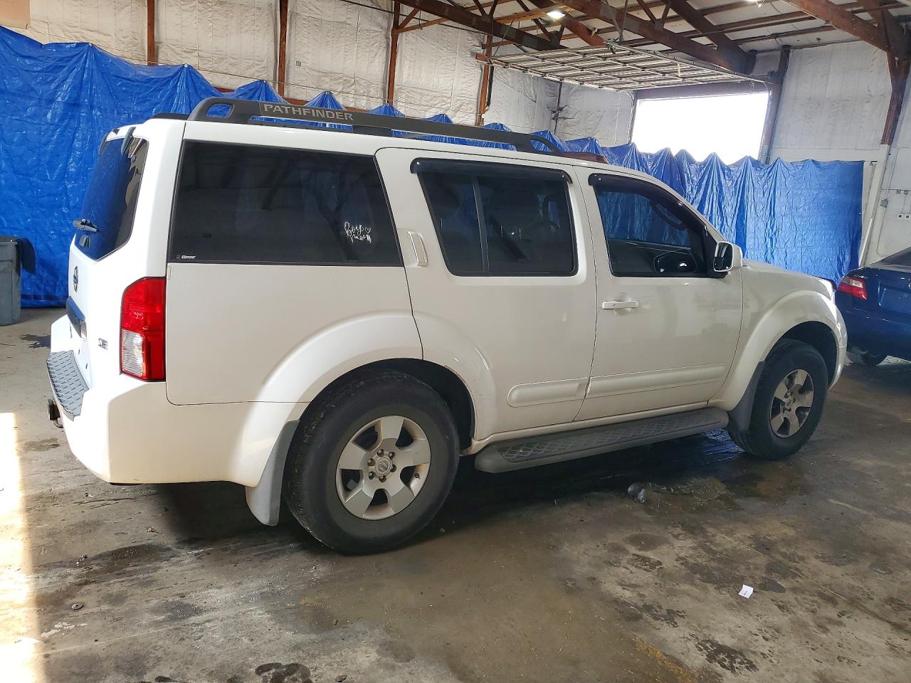 2007 Nissan Pathfinder S White vin: 5N1AR18W47C619049