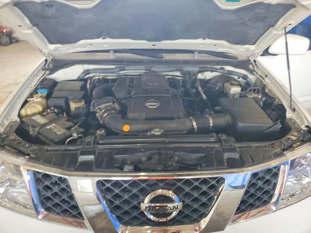 2007 Nissan Pathfinder S White vin: 5N1AR18W47C619049