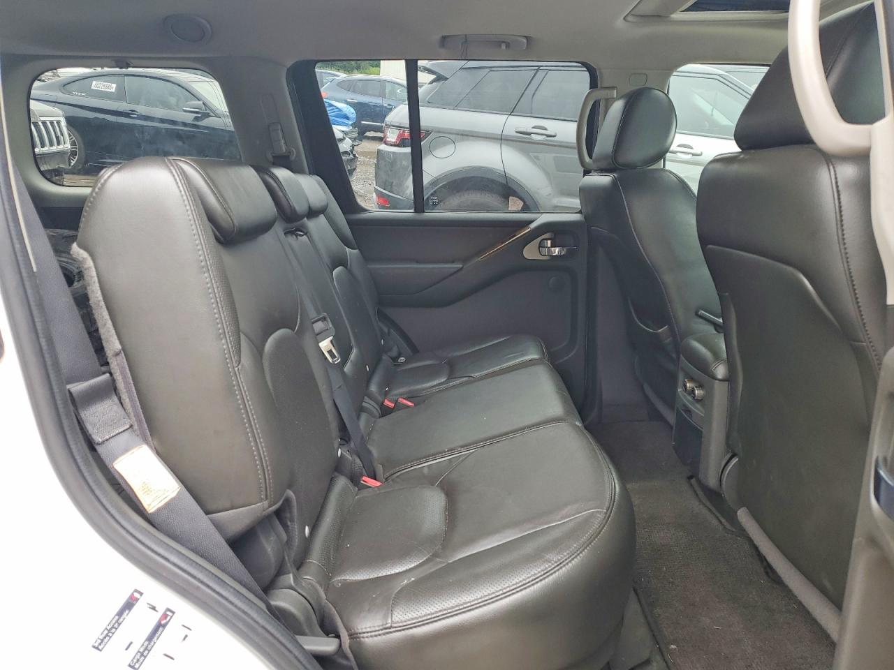 2007 Nissan Pathfinder S White vin: 5N1AR18W47C625868