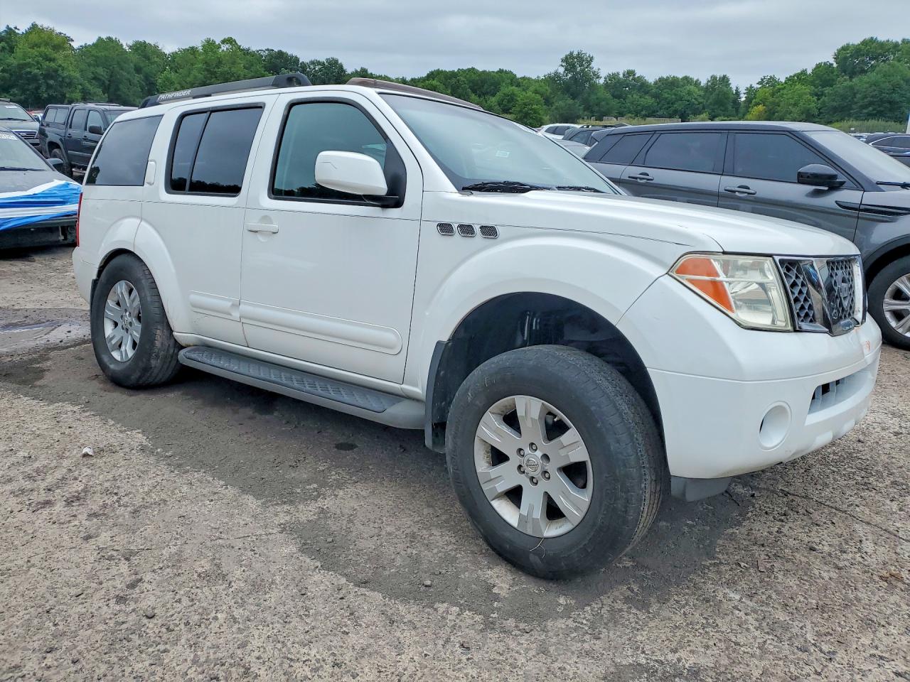 2007 Nissan Pathfinder S White vin: 5N1AR18W47C625868