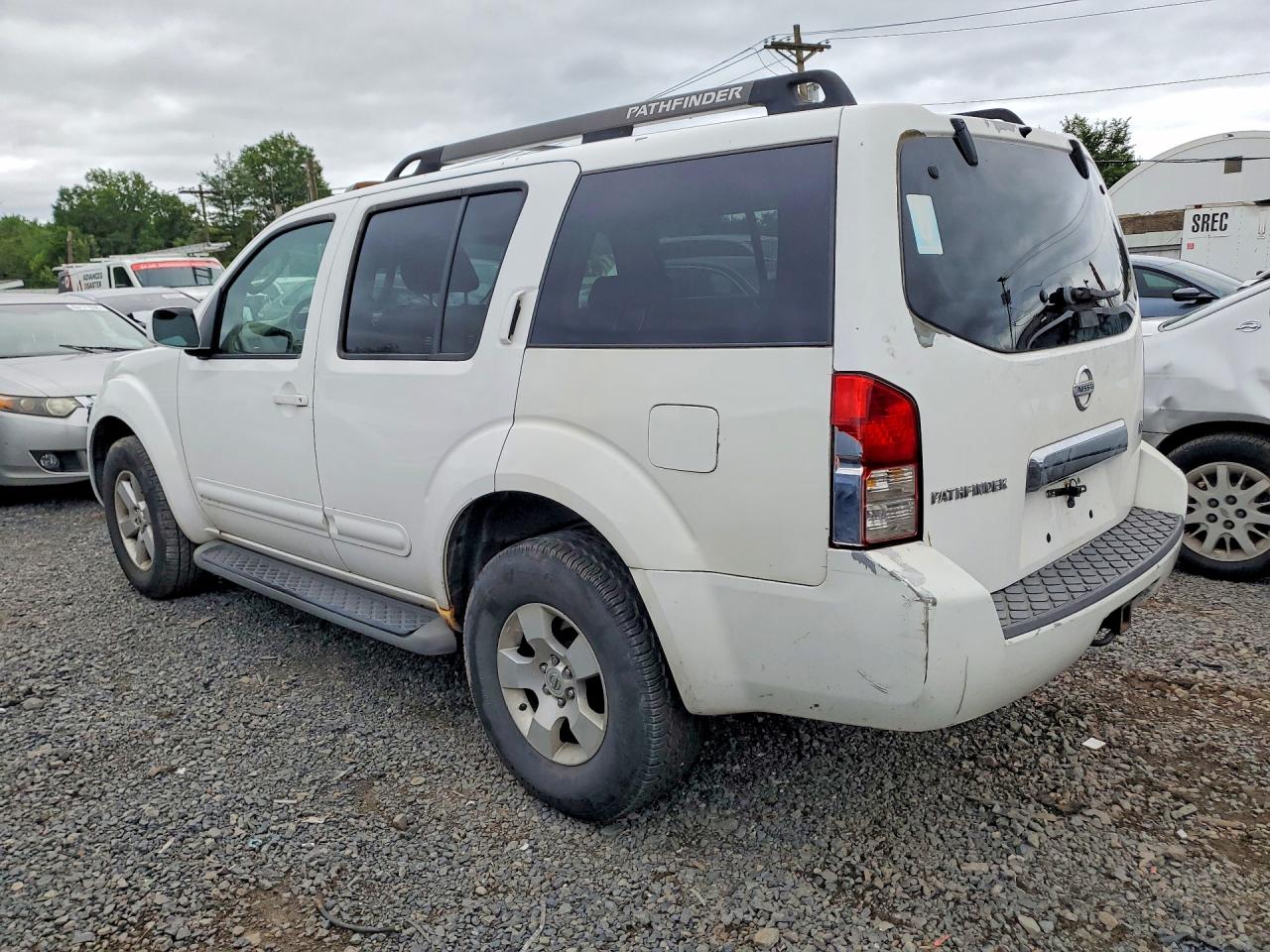 2007 Nissan Pathfinder S White vin: 5N1AR18W47C635218