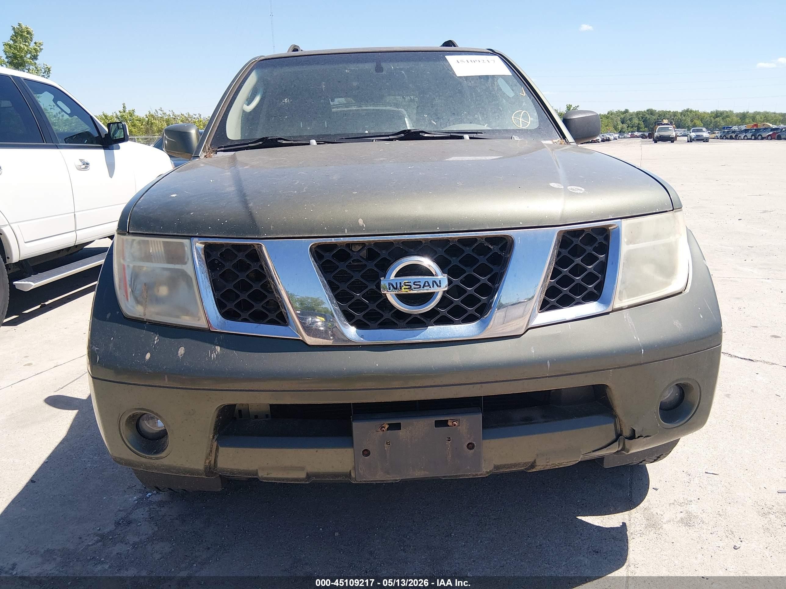 2005 Nissan Pathfinder Le Green vin: 5N1AR18W55C716371