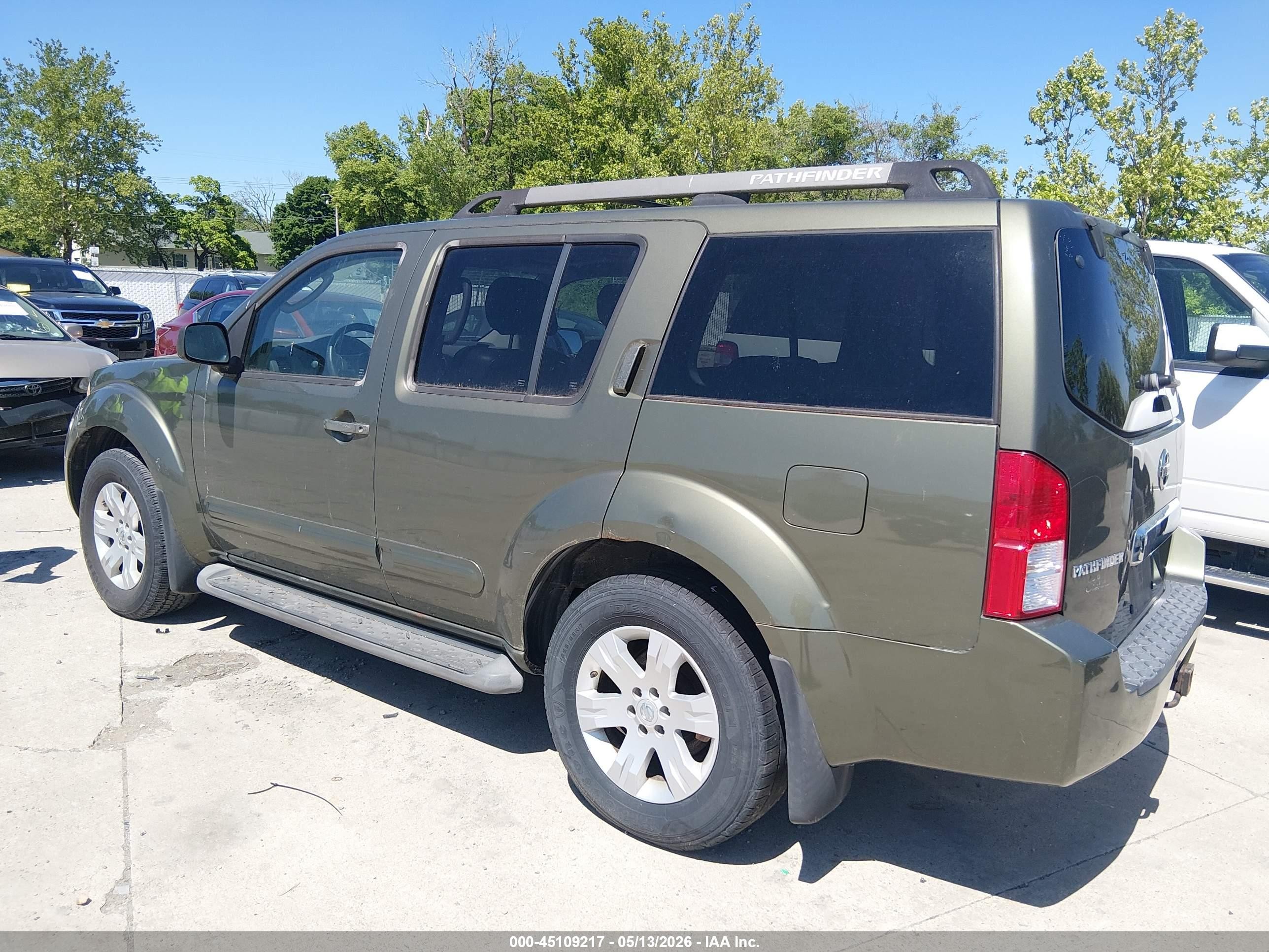 2005 Nissan Pathfinder Le Green vin: 5N1AR18W55C716371
