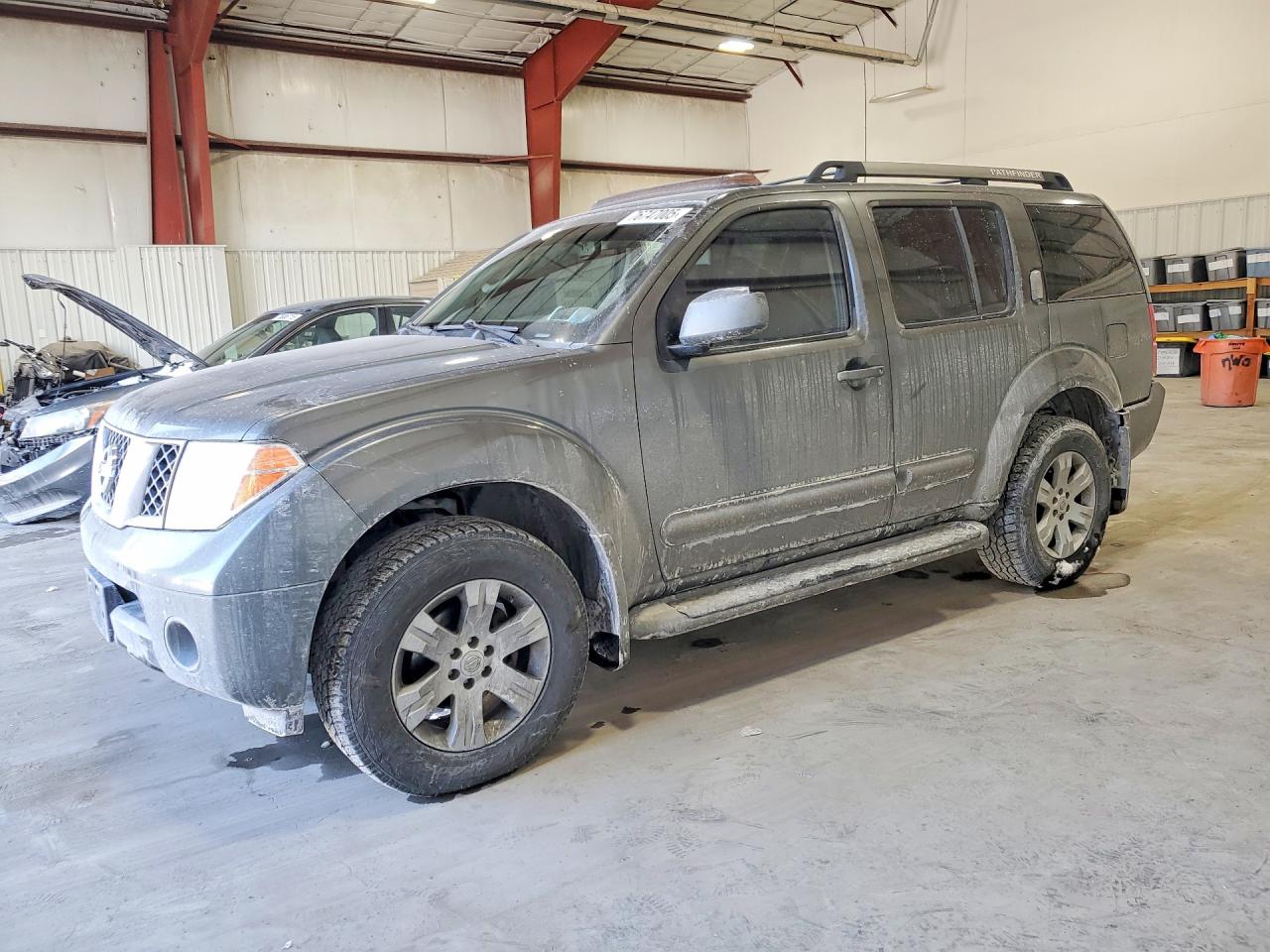 2005 Nissan Pathfinder Le Black vin: 5N1AR18W55C721392