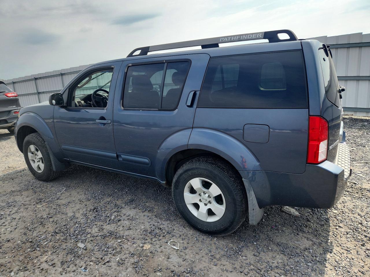 2005 Nissan Pathfinder Xe Blue vin: 5N1AR18W55C746616