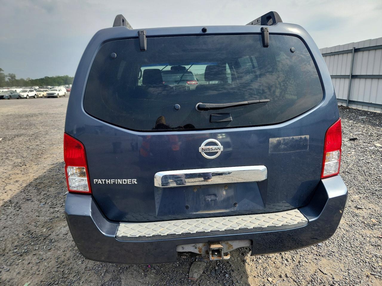 2005 Nissan Pathfinder Xe Blue vin: 5N1AR18W55C746616