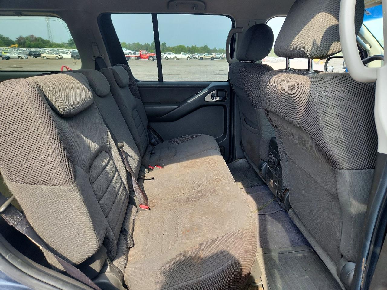 2005 Nissan Pathfinder Xe Blue vin: 5N1AR18W55C746616