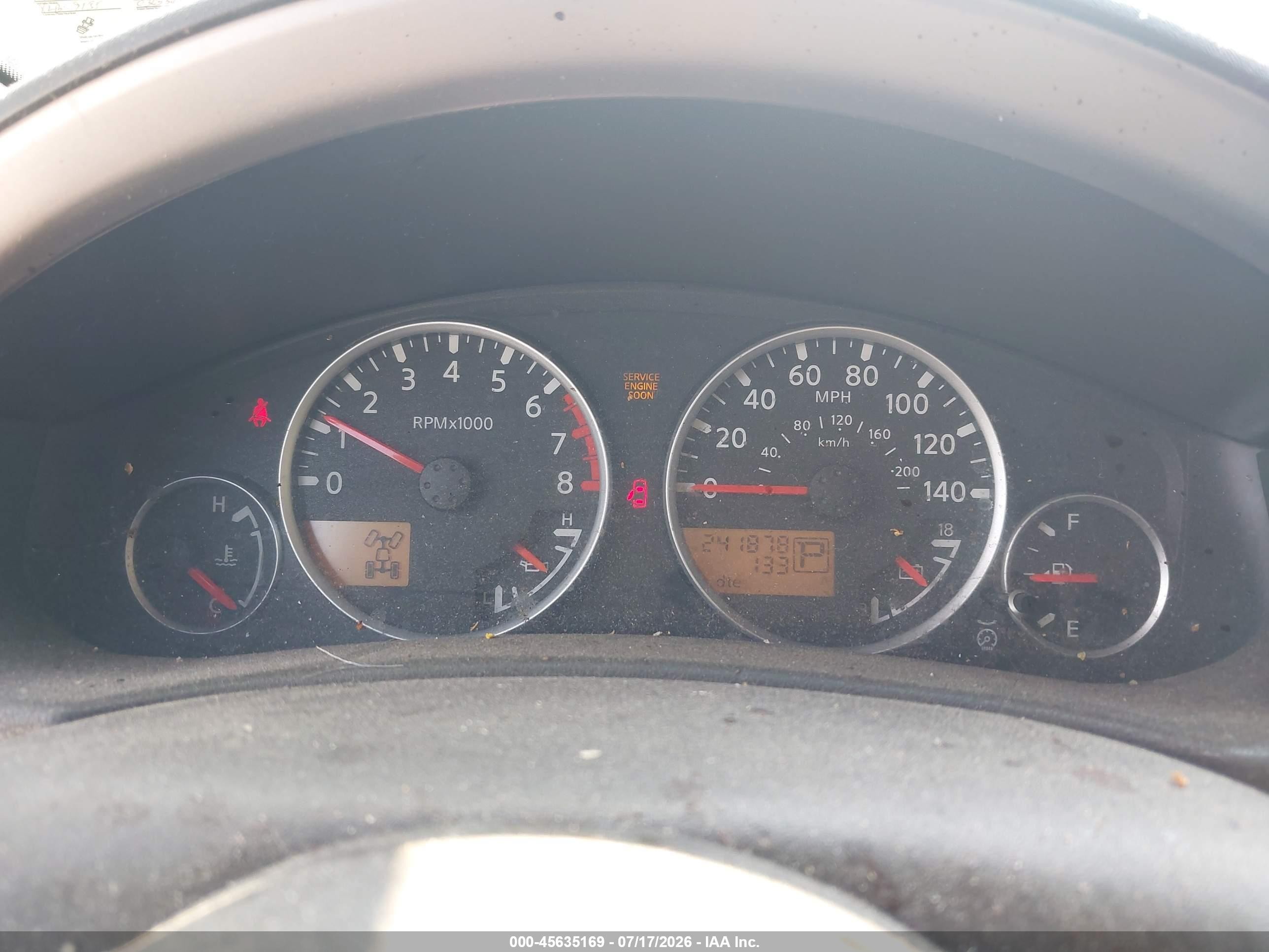 2005 Nissan Pathfinder Se Gold vin: 5N1AR18W55C749709