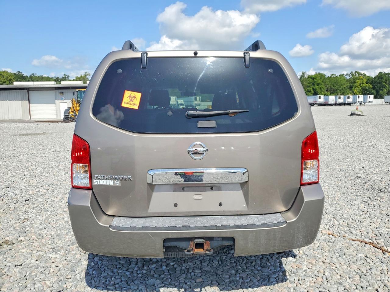 2005 Nissan Pathfinder Xe Gray vin: 5N1AR18W55C755249
