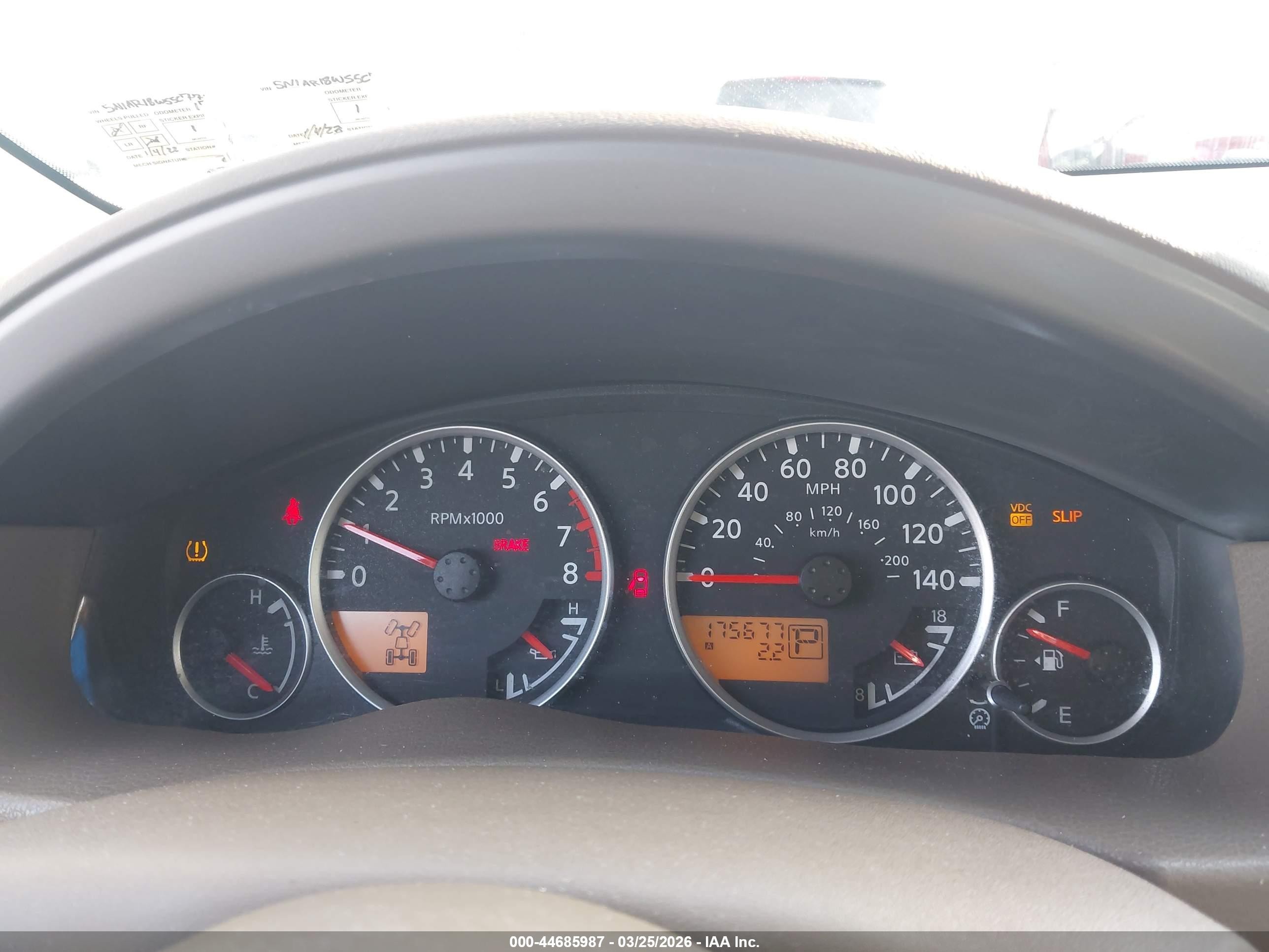 2005 Nissan Pathfinder Se Gold vin: 5N1AR18W55C771418