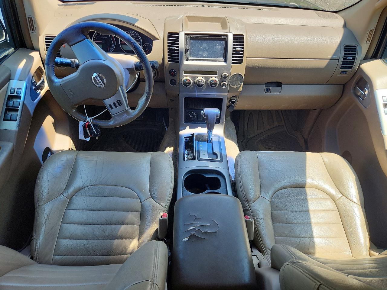 2005 Nissan Pathfinder Xe Black vin: 5N1AR18W55C773315