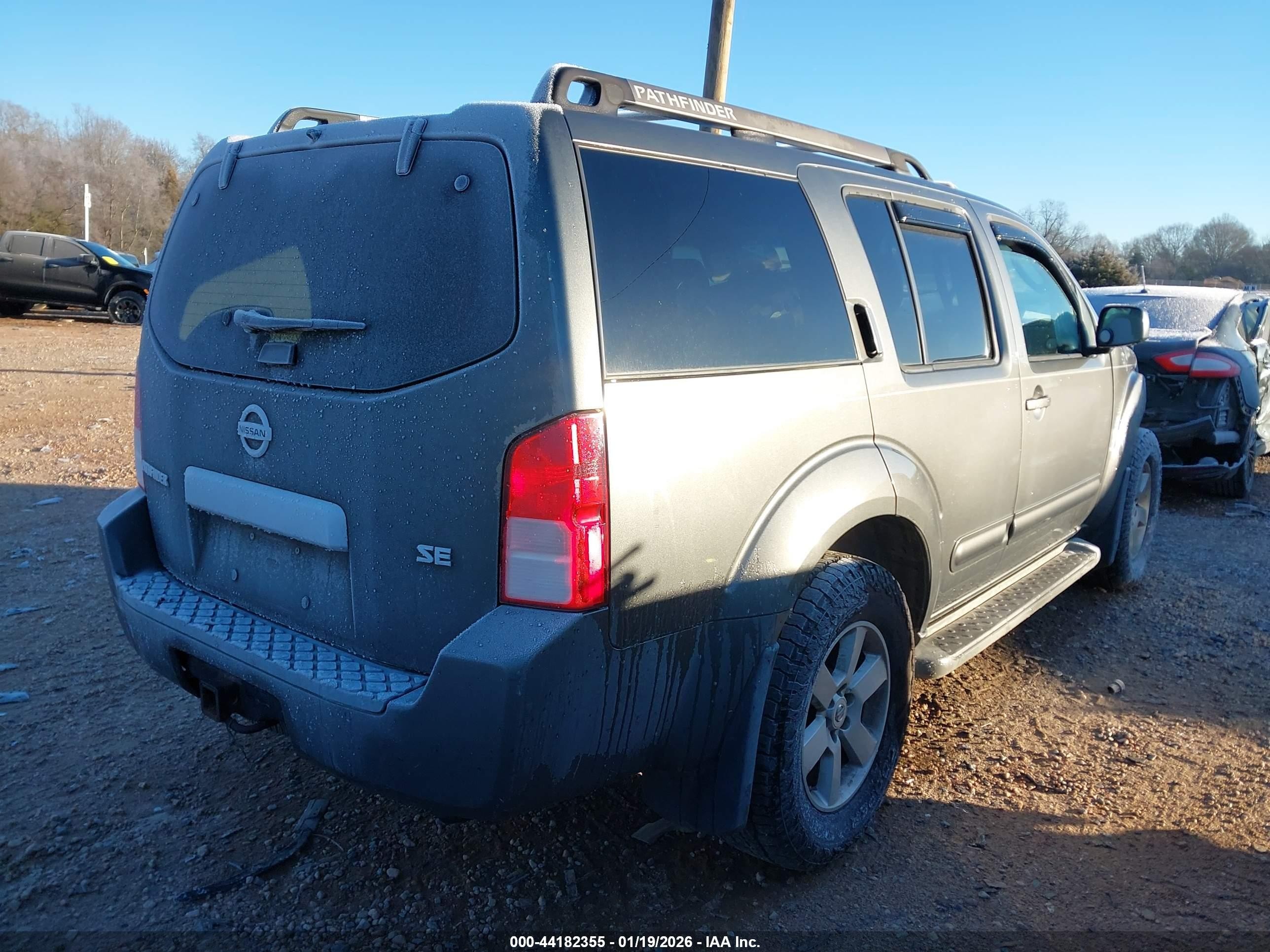 2005 Nissan Pathfinder Se Gray vin: 5N1AR18W55C783228