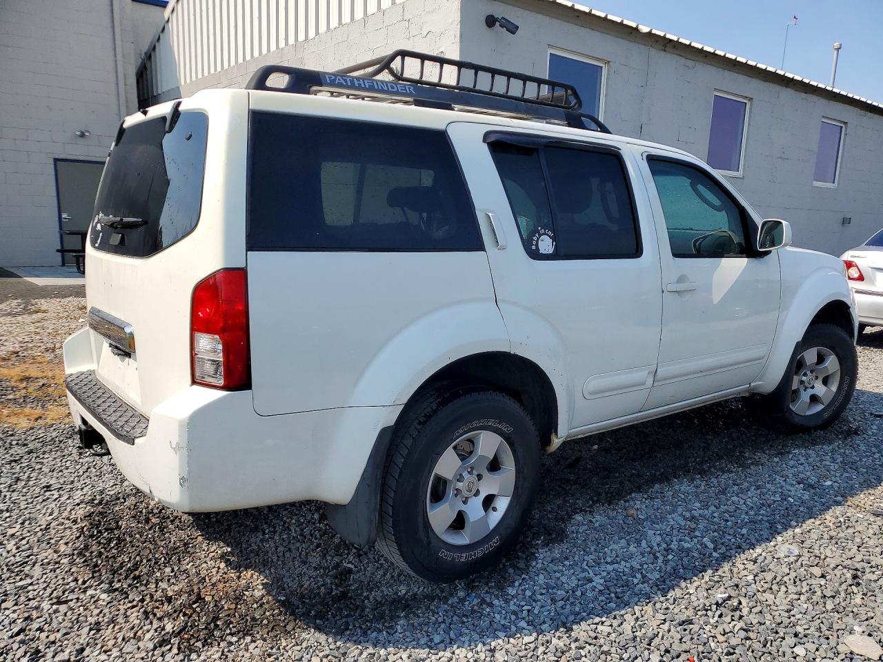 2007 Nissan Pathfinder S White vin: 5N1AR18W57C625149