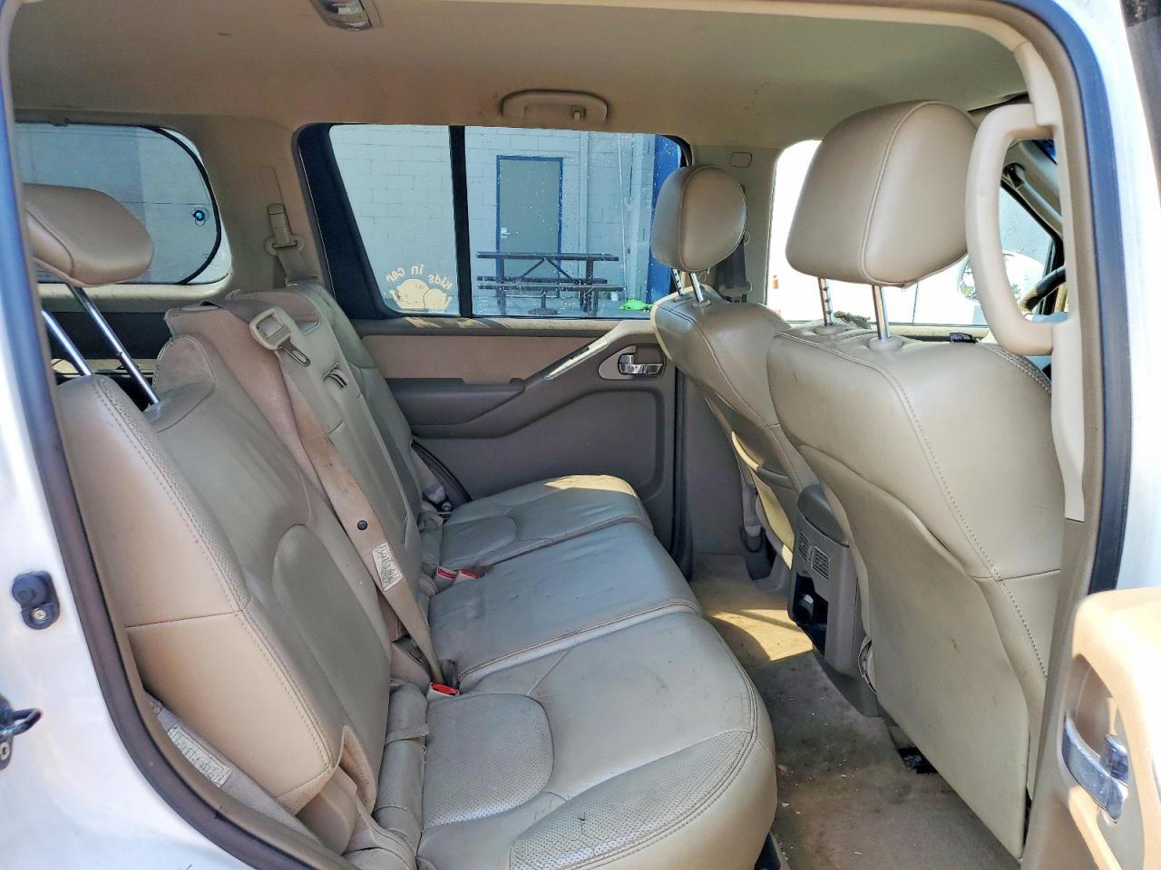 2007 Nissan Pathfinder S White vin: 5N1AR18W57C625149