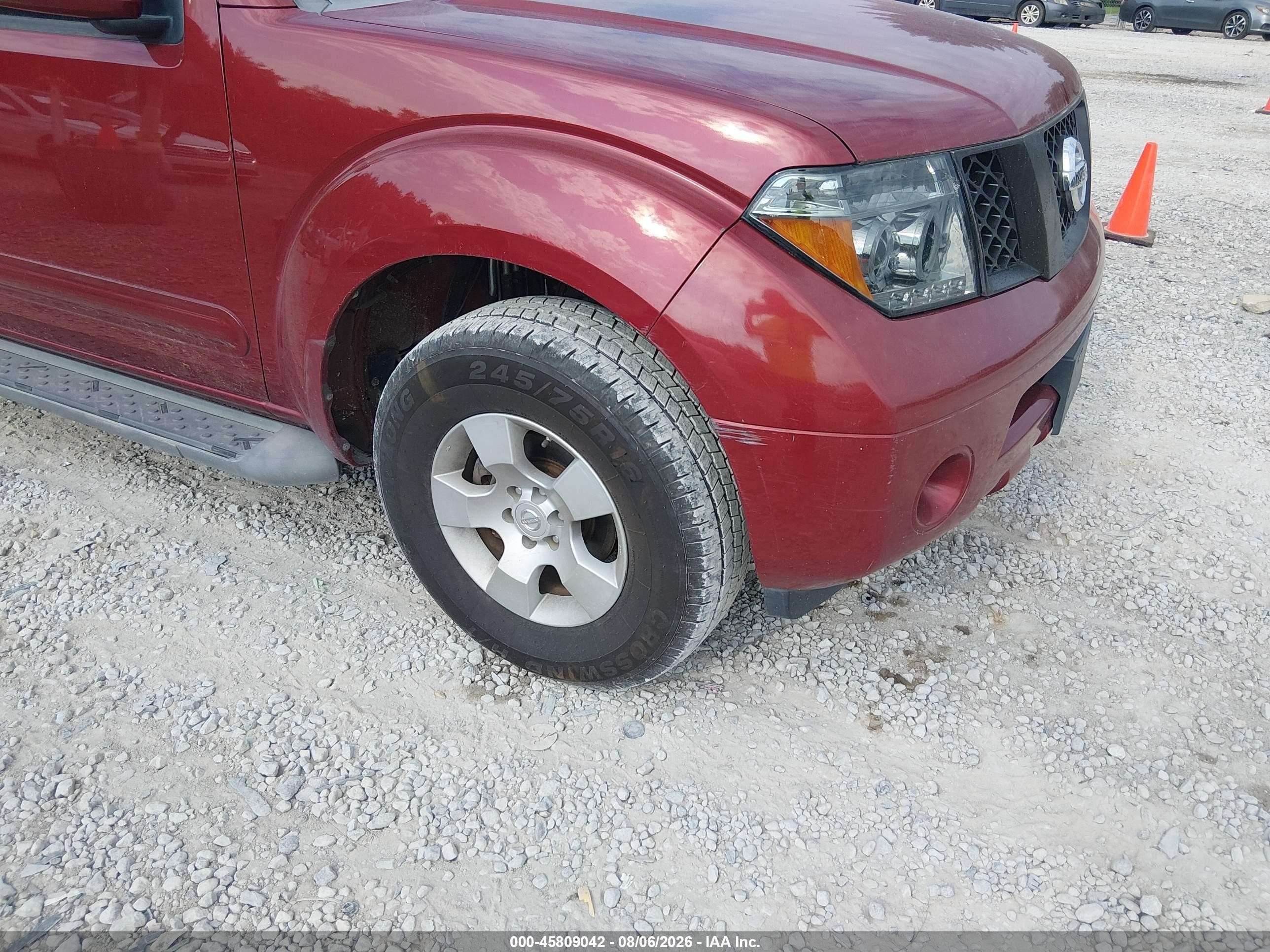 2005 Nissan Pathfinder Se Red vin: 5N1AR18W65C706819