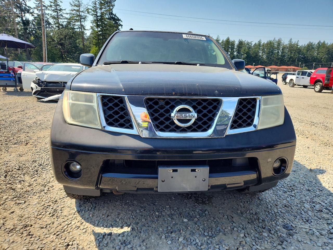 2005 Nissan Pathfinder Xe Black vin: 5N1AR18W65C711616