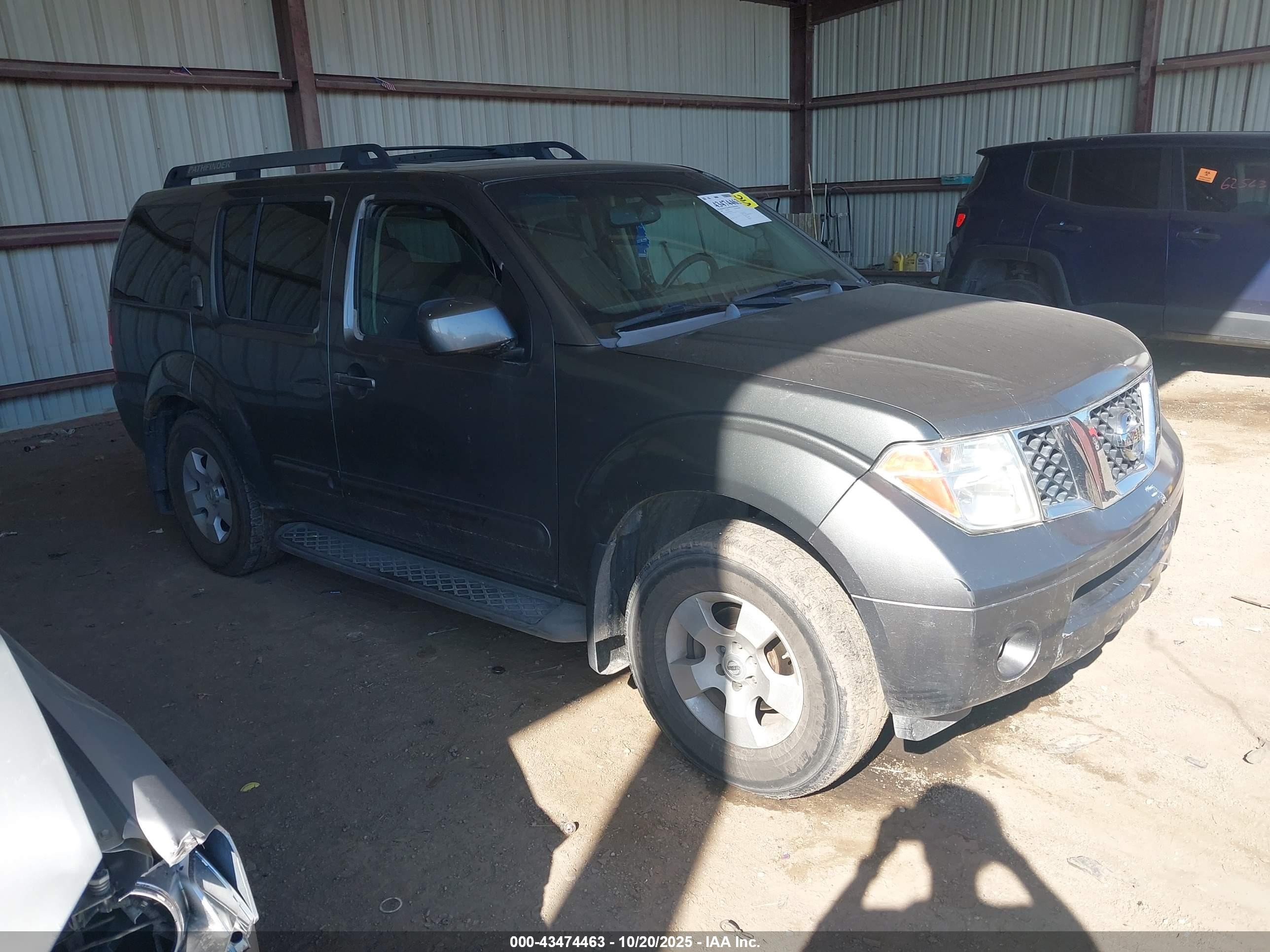 2006 Nissan Pathfinder Se Gray vin: 5N1AR18W66C625269