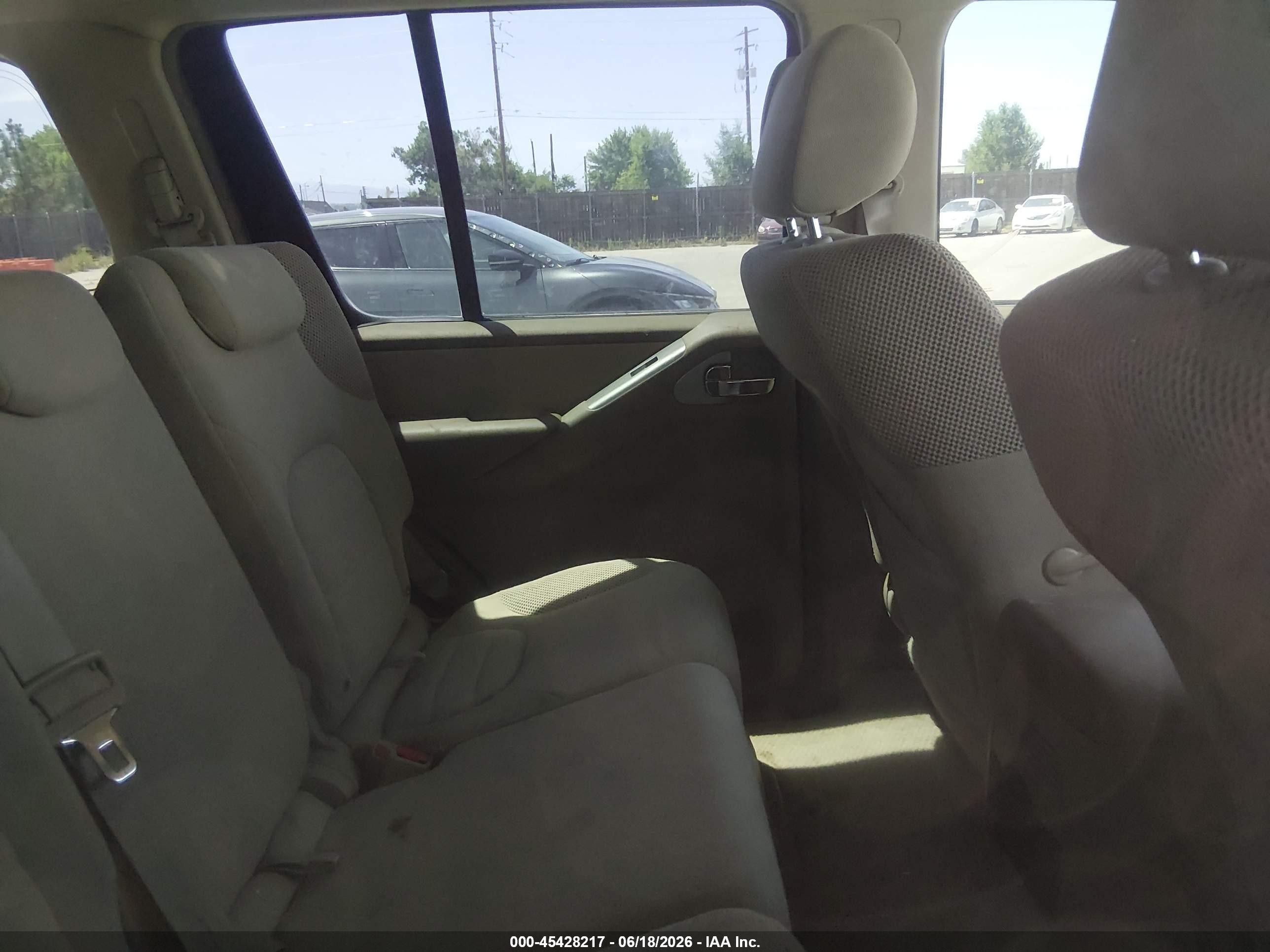 2006 Nissan Pathfinder S Gray vin: 5N1AR18W66C654562