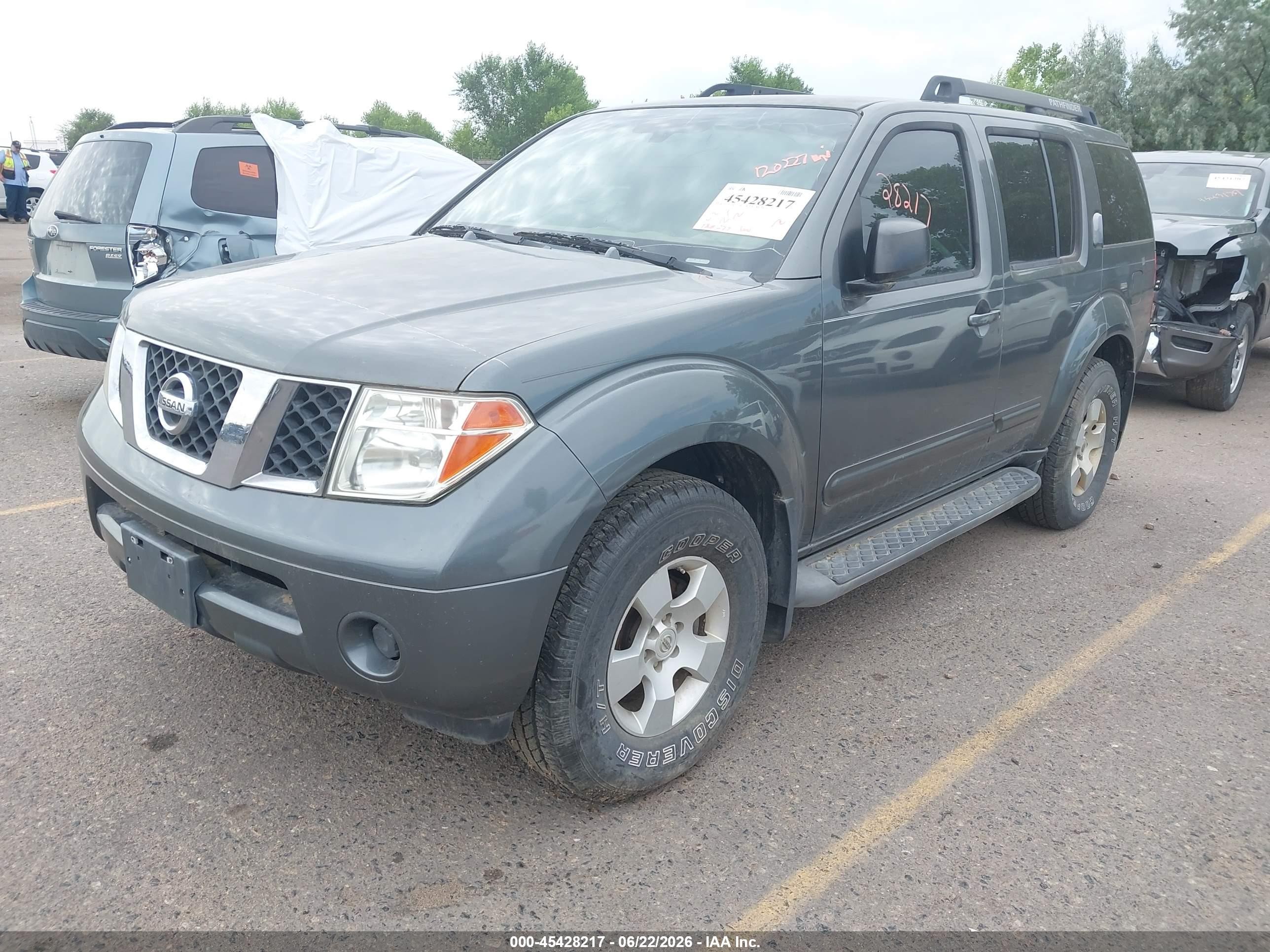 2006 Nissan Pathfinder S Gray vin: 5N1AR18W66C654562