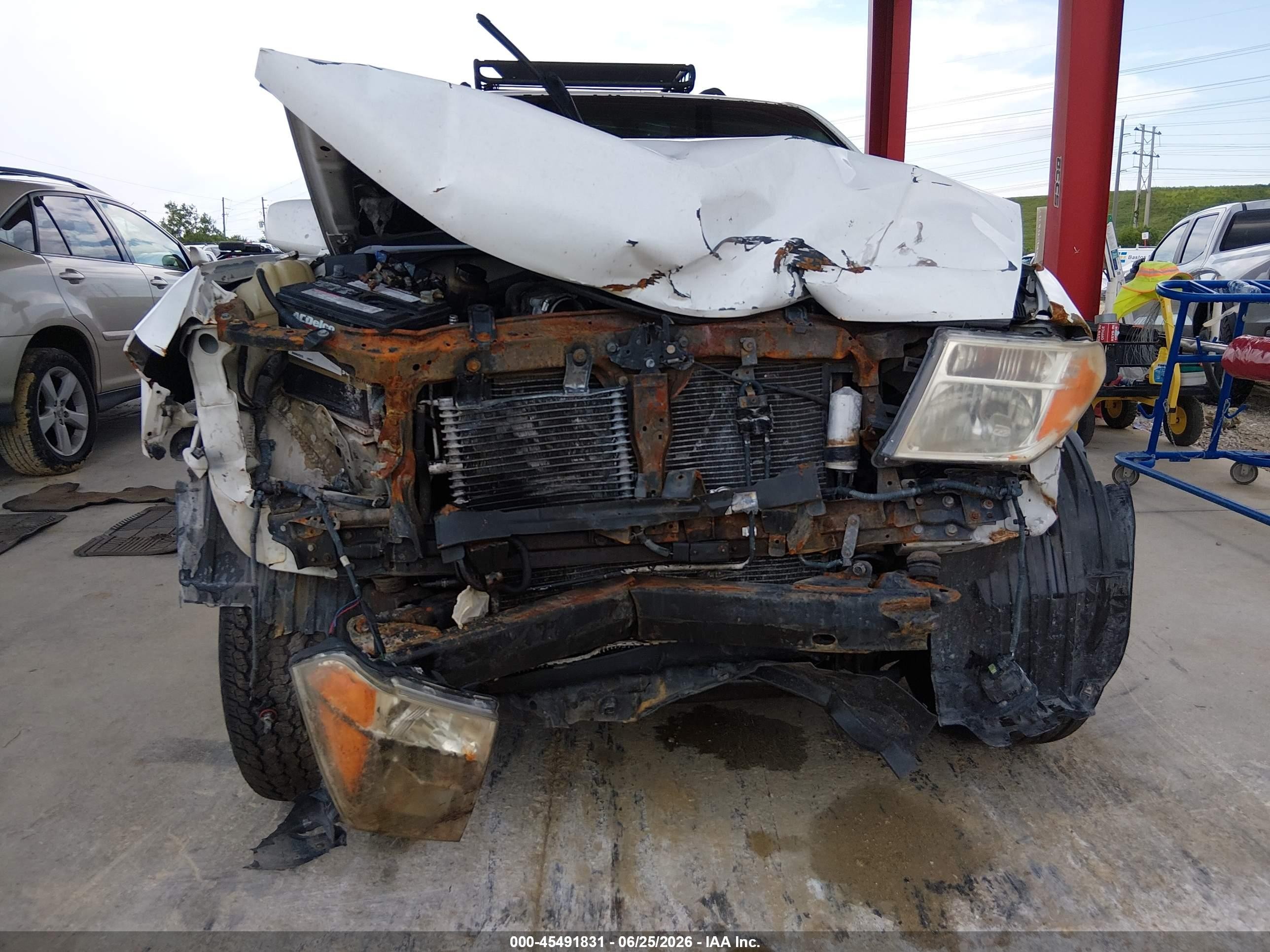 2006 Nissan Pathfinder Le White vin: 5N1AR18W66C682619
