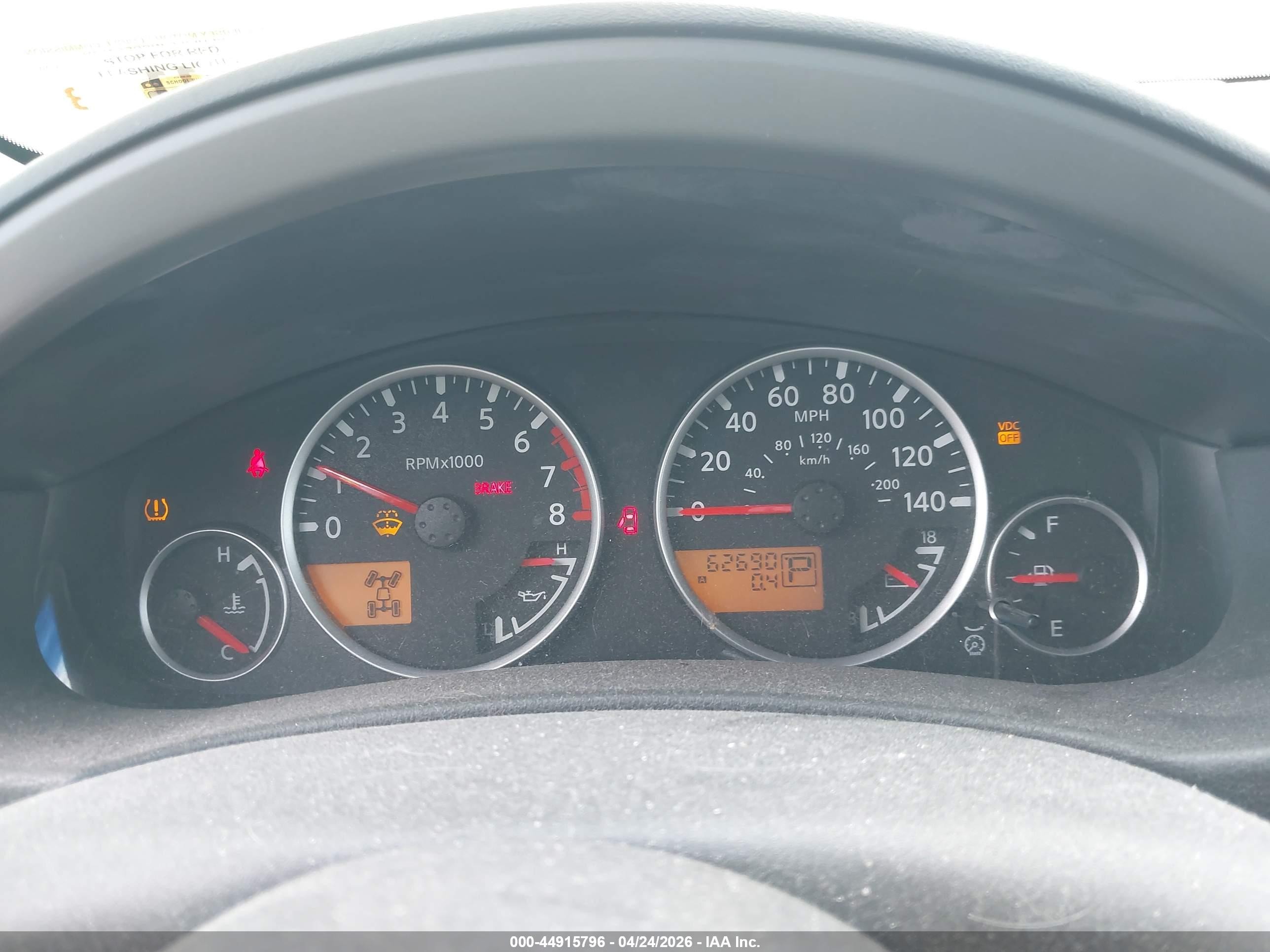 2005 Nissan Pathfinder Le Silver vin: 5N1AR18W75C728313