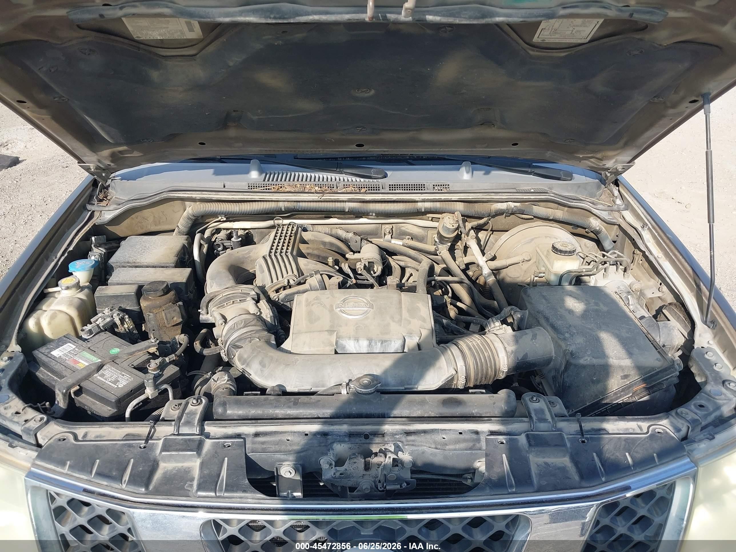 2005 Nissan Pathfinder Se Brown vin: 5N1AR18W75C759108