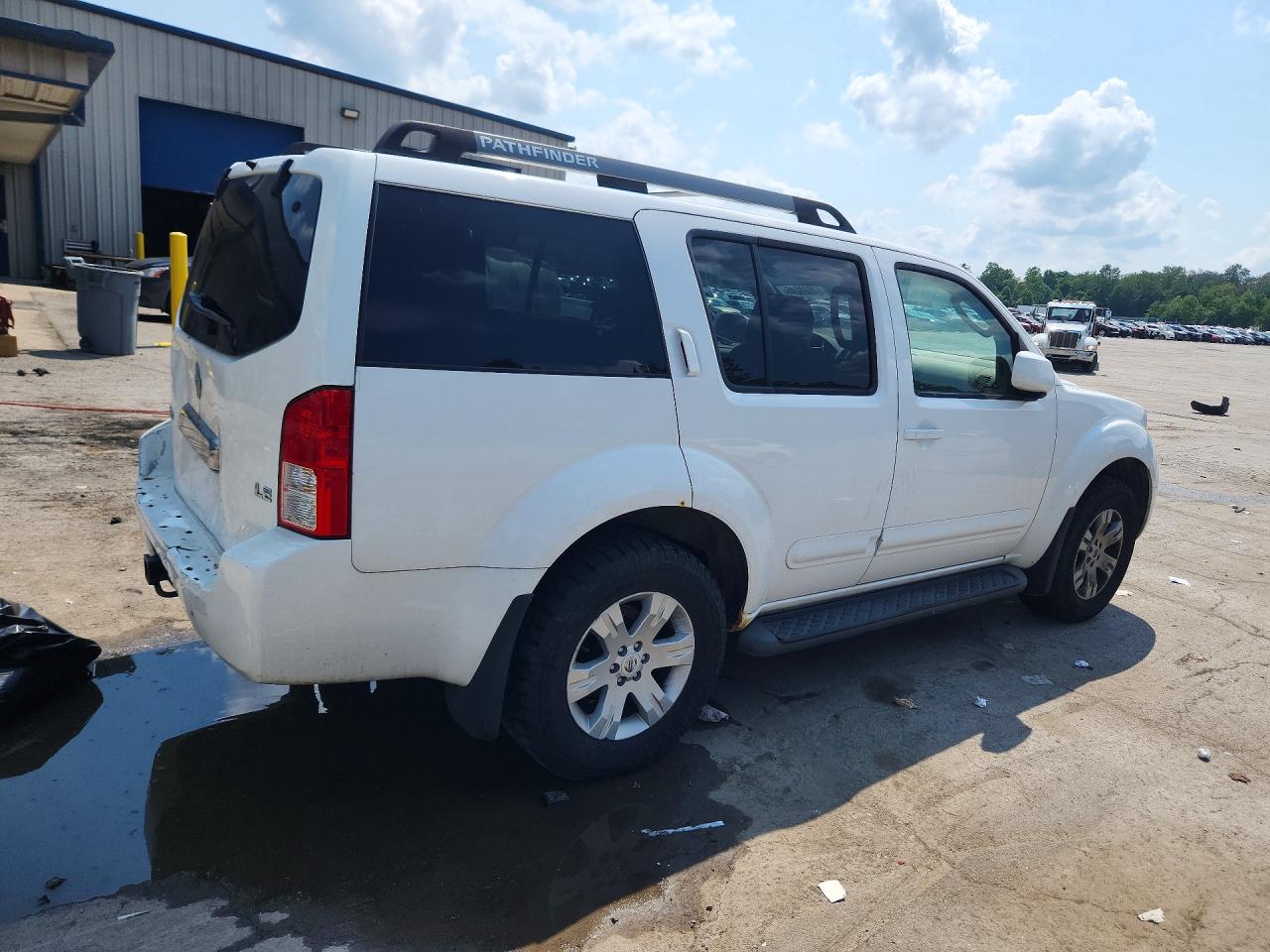 2006 Nissan Pathfinder S White vin: 5N1AR18W76C648513