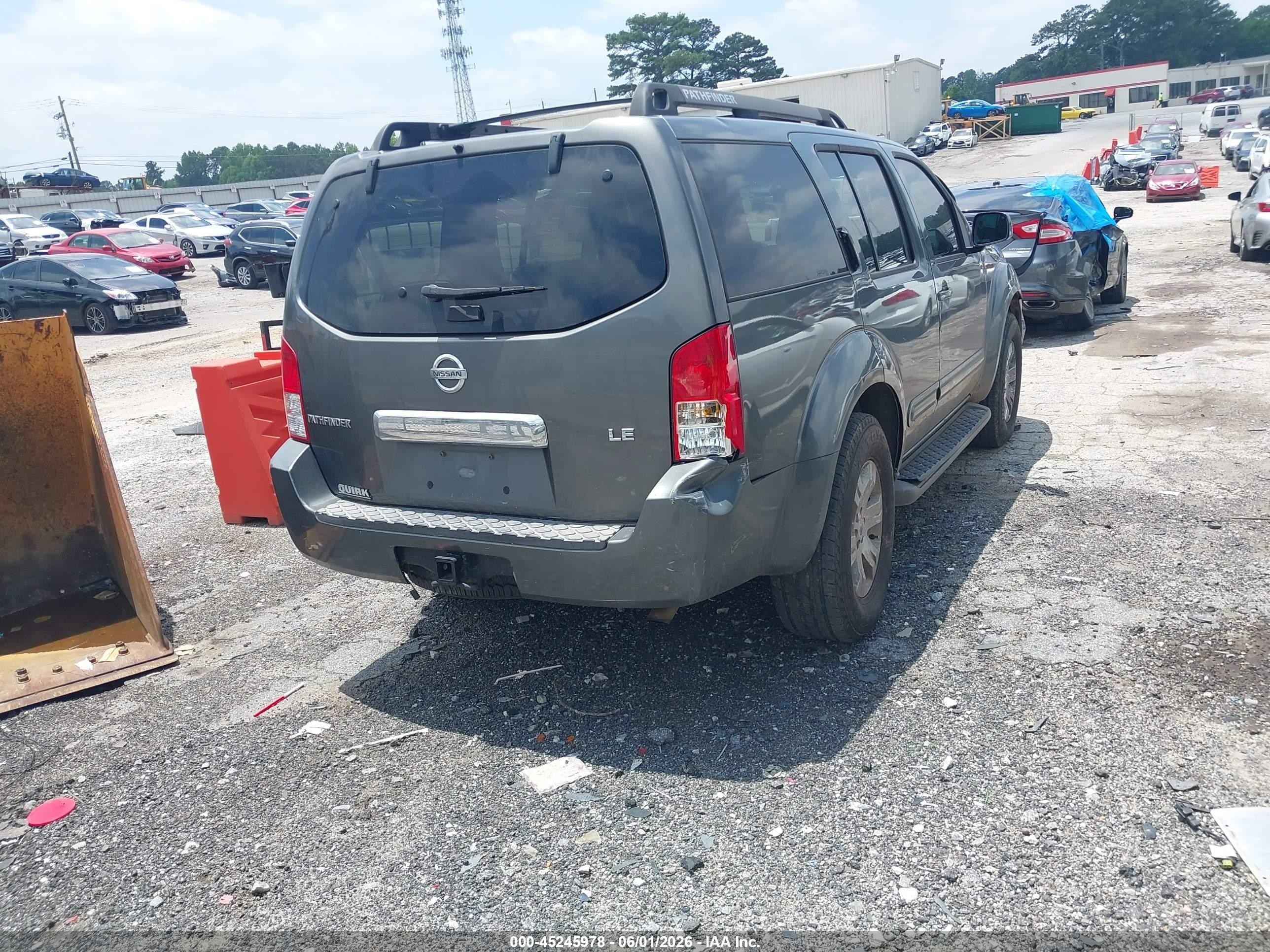 2007 Nissan Pathfinder Le Gray vin: 5N1AR18W77C640249