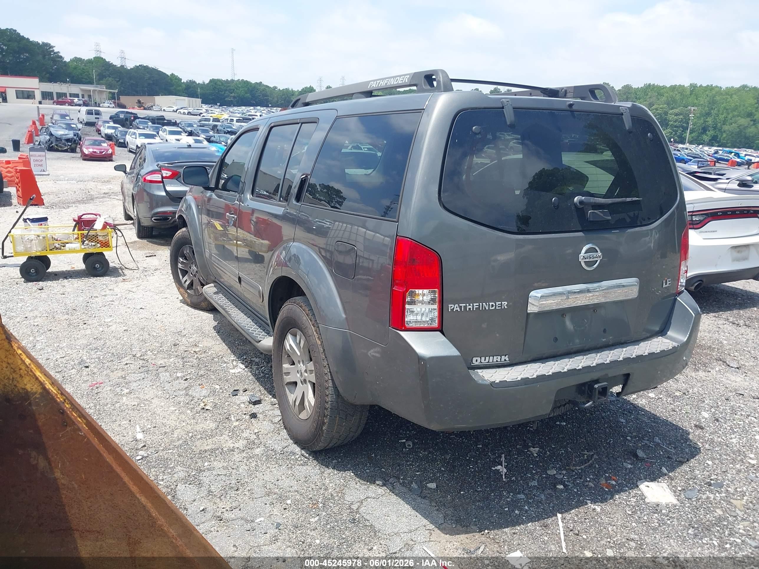 2007 Nissan Pathfinder Le Gray vin: 5N1AR18W77C640249