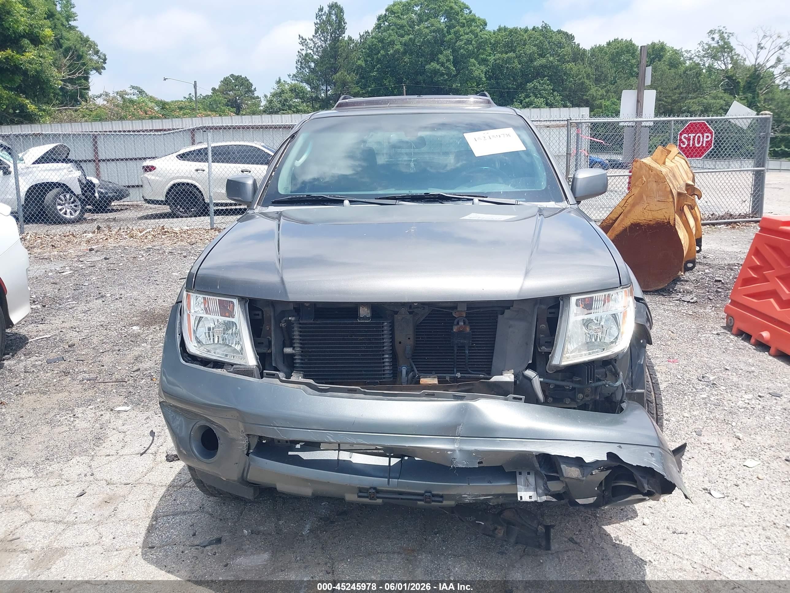 2007 Nissan Pathfinder Le Gray vin: 5N1AR18W77C640249