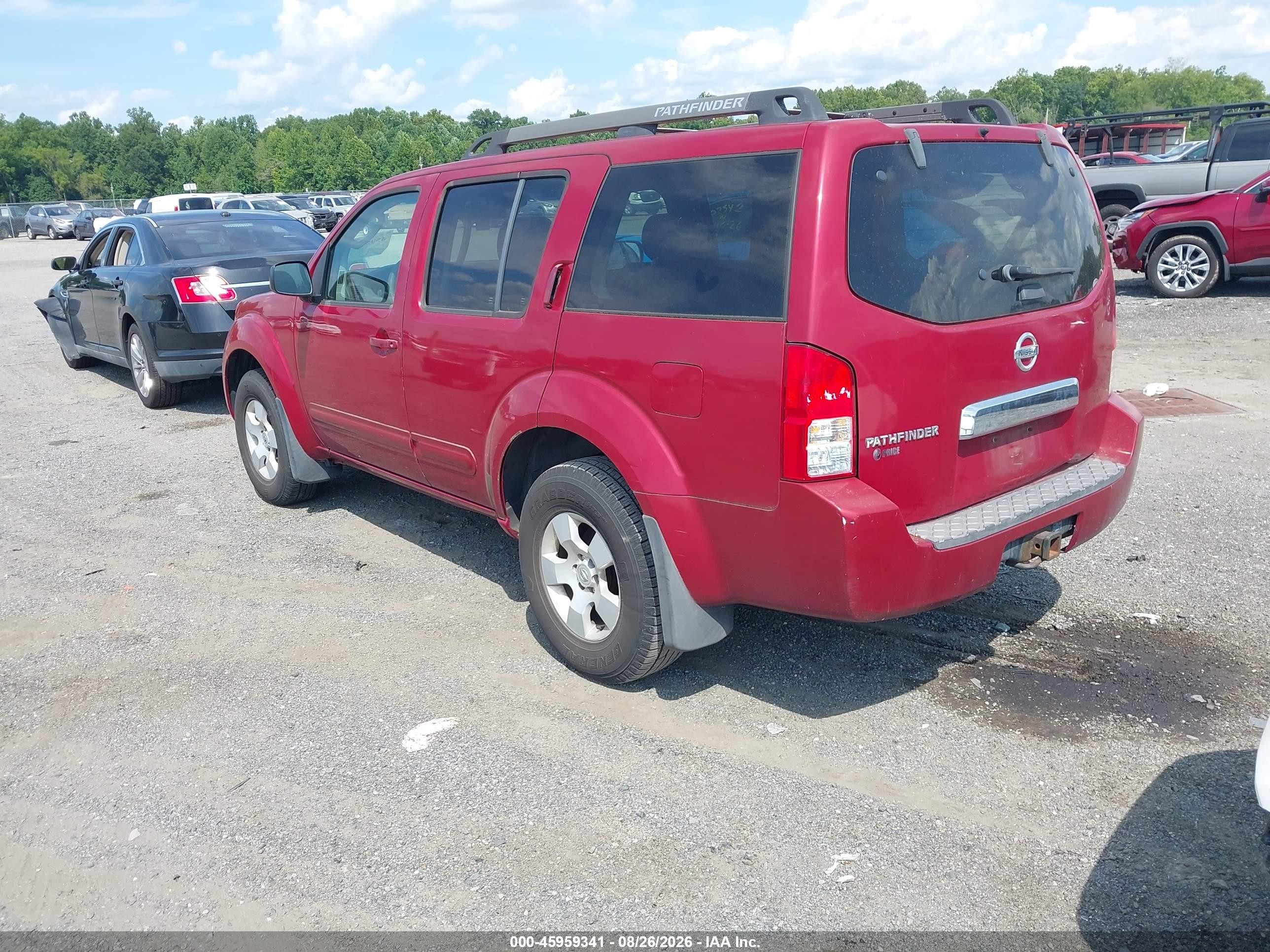 2007 Nissan Pathfinder S Red vin: 5N1AR18W77C647833