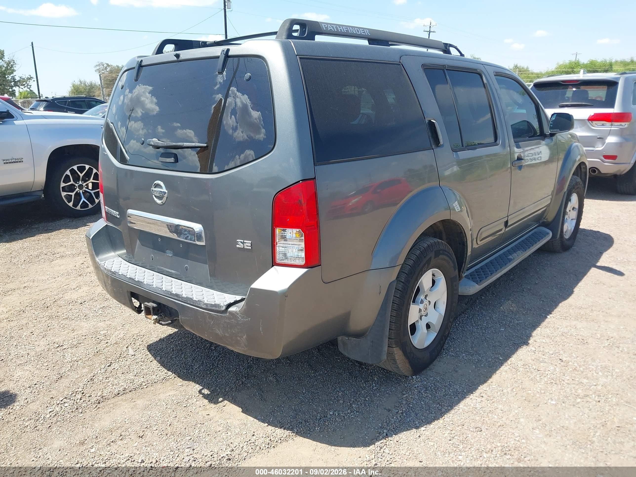 2006 Nissan Pathfinder Se Gray vin: 5N1AR18W86C641621