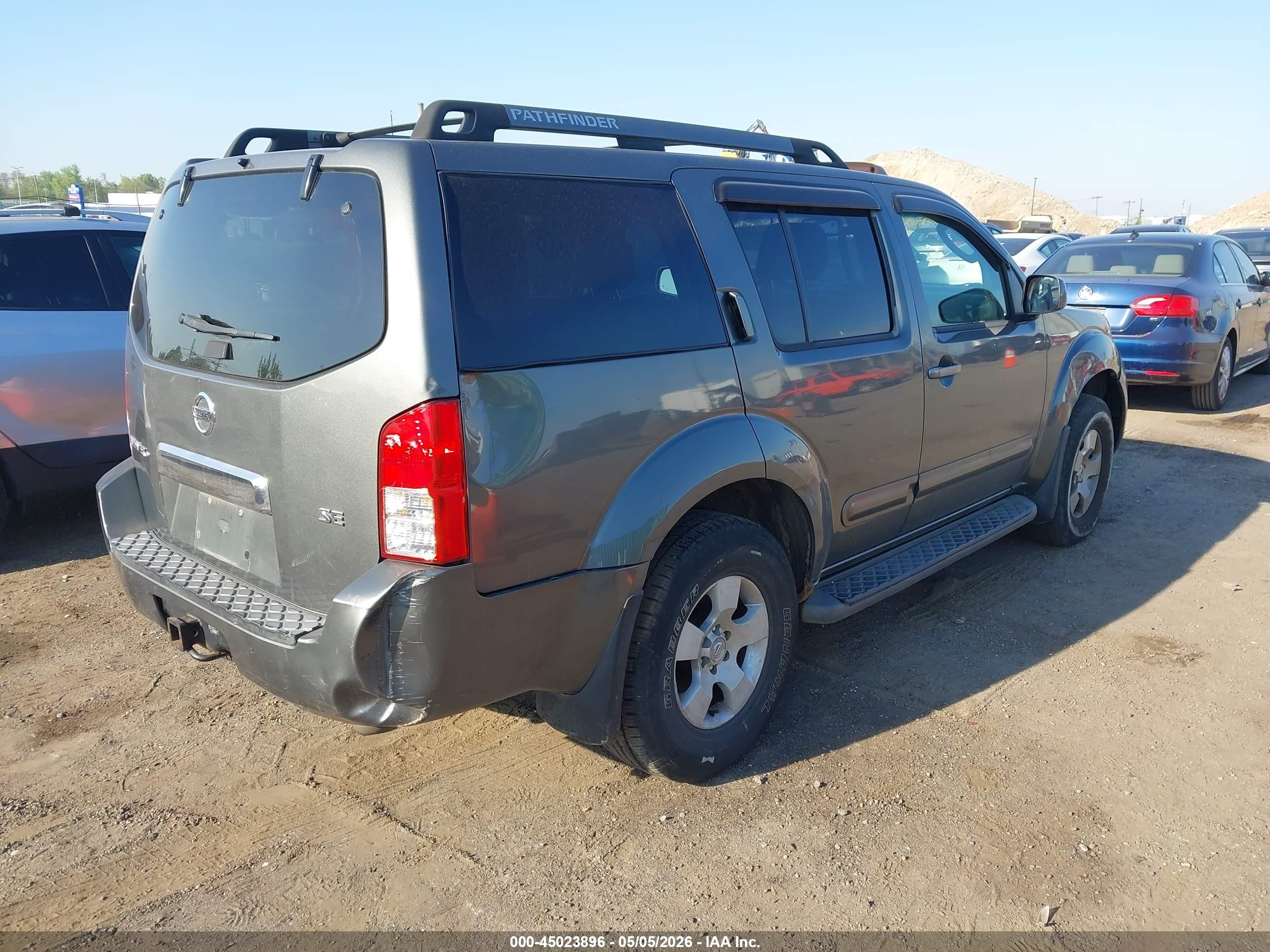 2006 Nissan Pathfinder Se Серый vin: 5N1AR18W86C643093