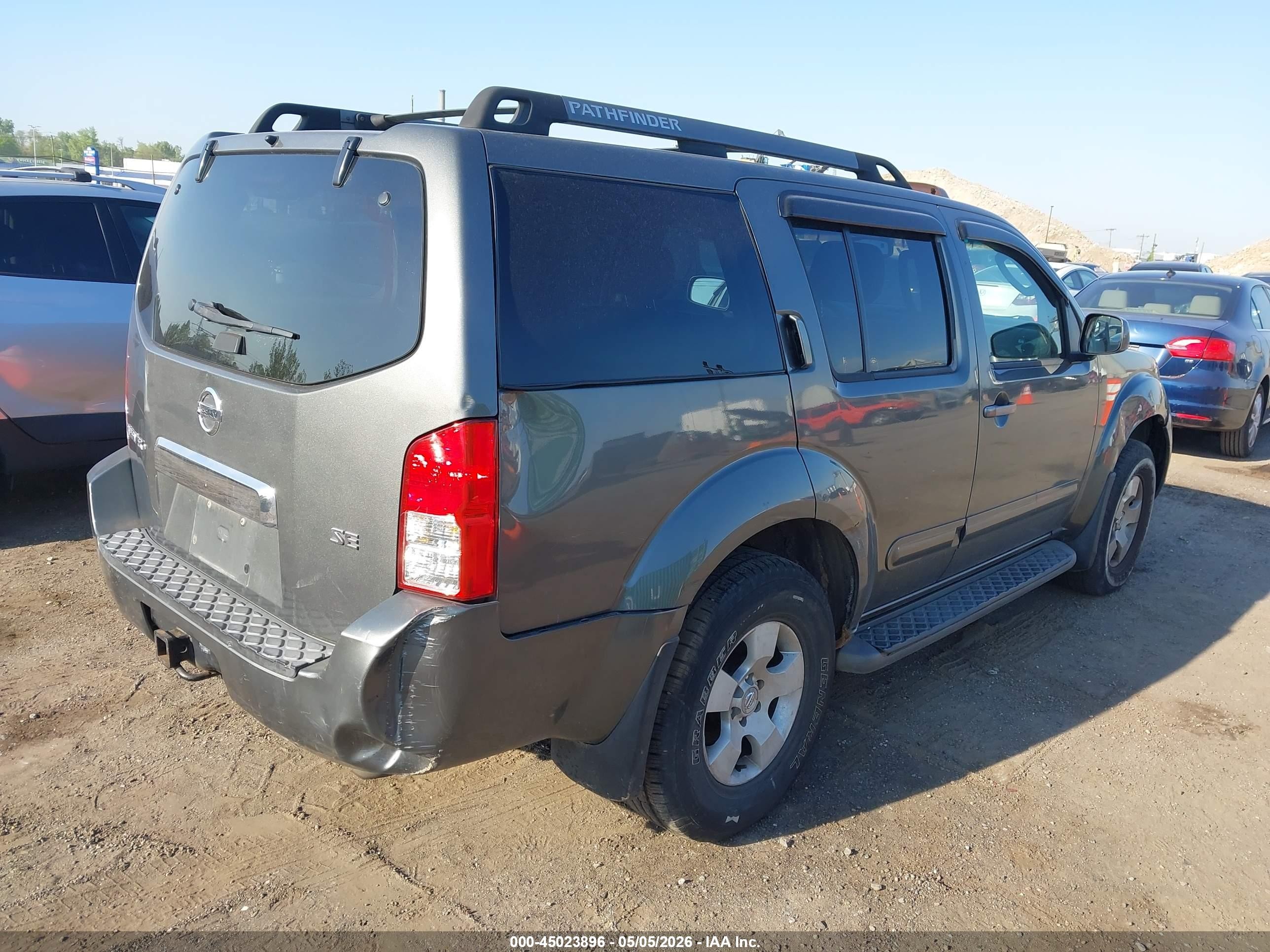 2006 Nissan Pathfinder Se Серый vin: 5N1AR18W86C643093