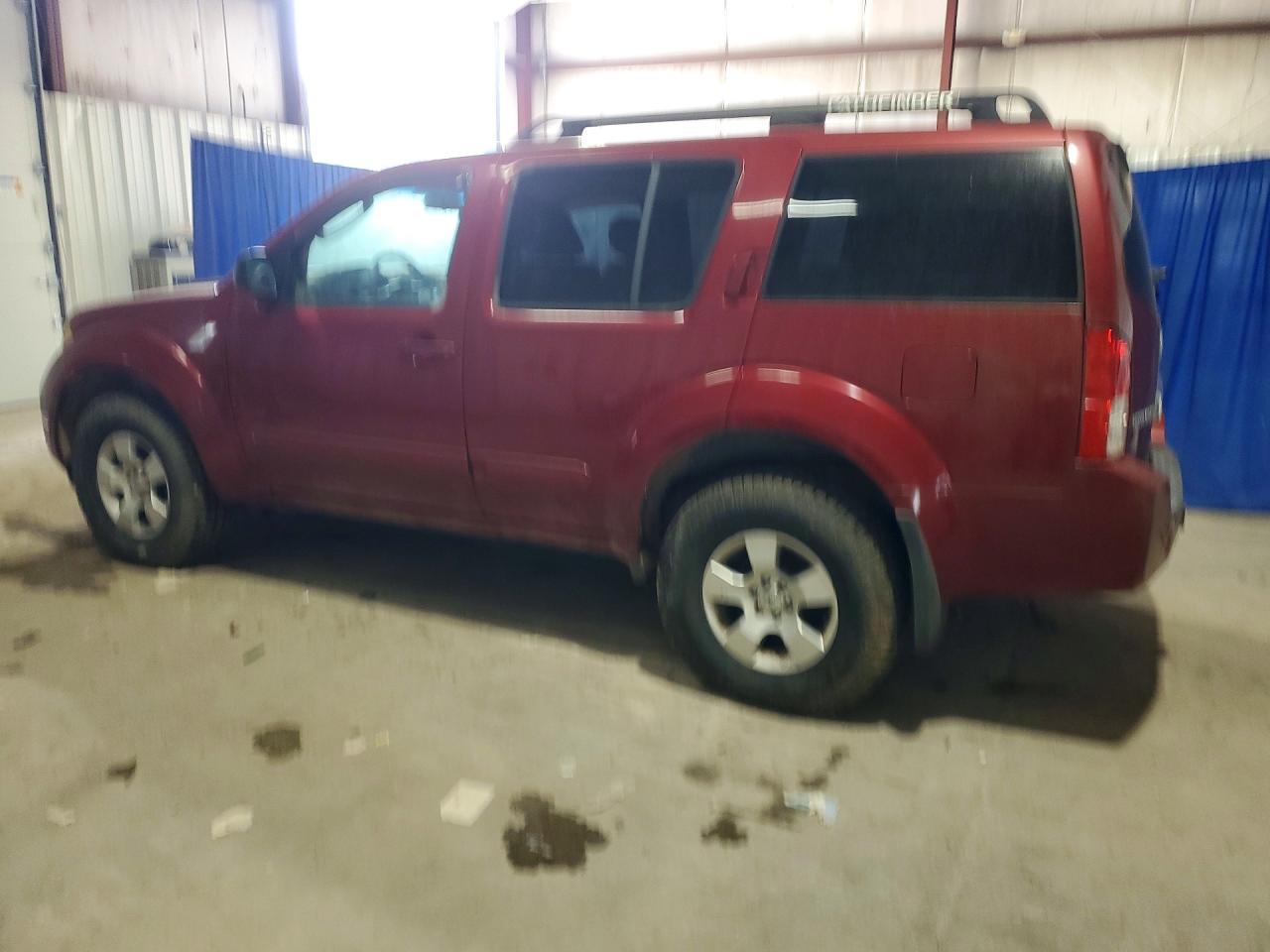 2006 Nissan Pathfinder S Red vin: 5N1AR18W86C658242