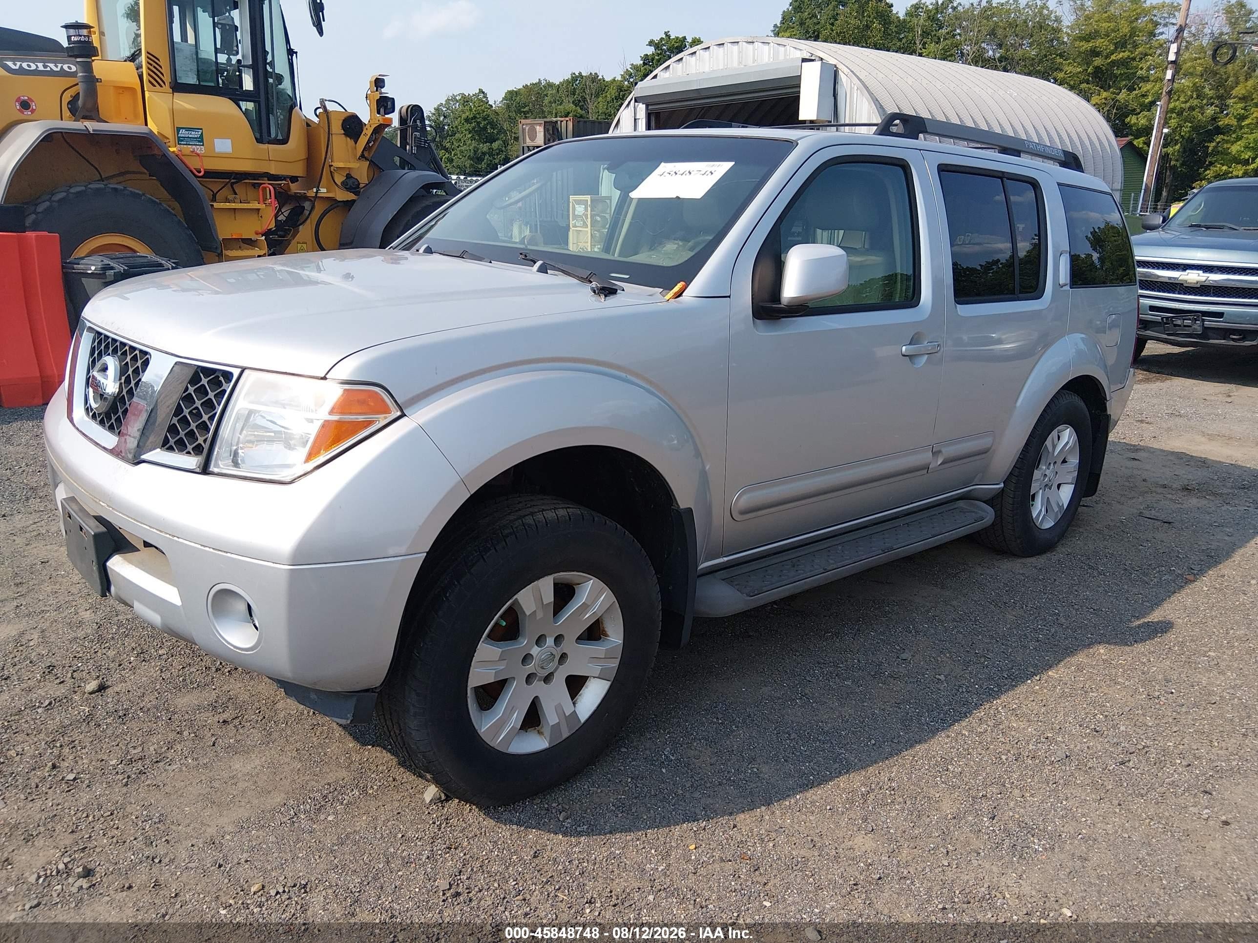 2005 Nissan Pathfinder Le Silver vin: 5N1AR18W95C706894