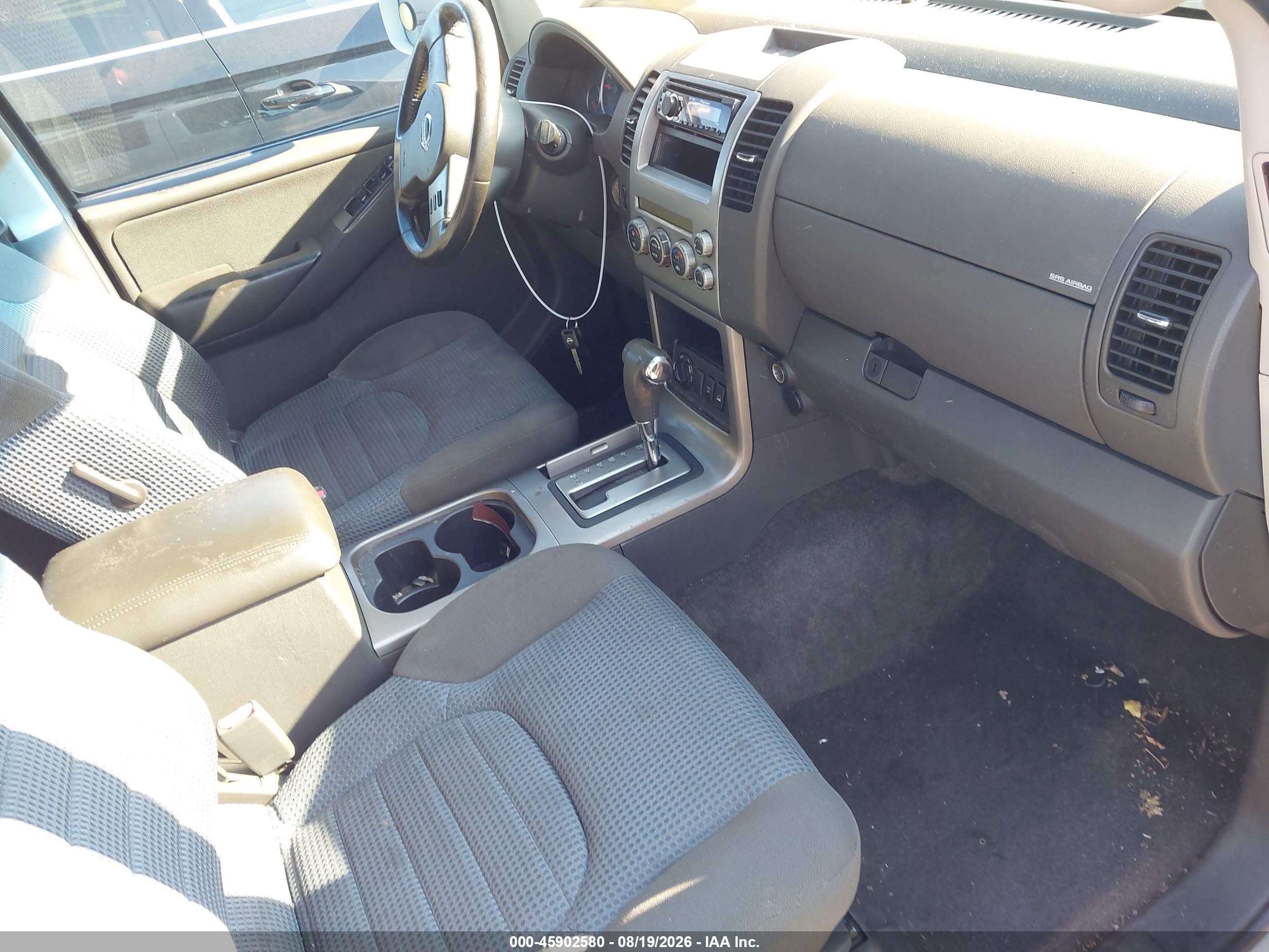 2005 Nissan Pathfinder Se Off-road White vin: 5N1AR18W95C718687