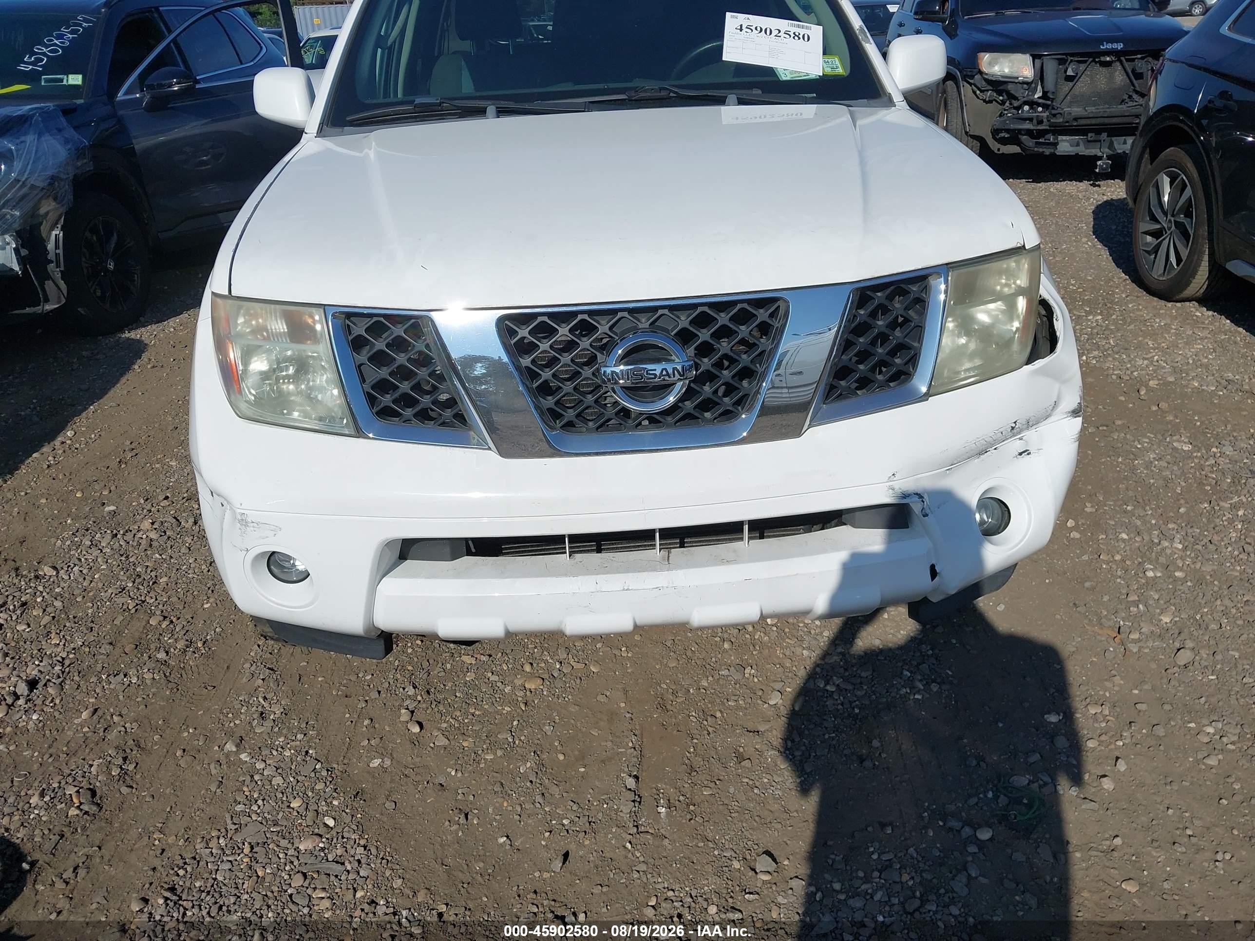 2005 Nissan Pathfinder Se Off-road White vin: 5N1AR18W95C718687