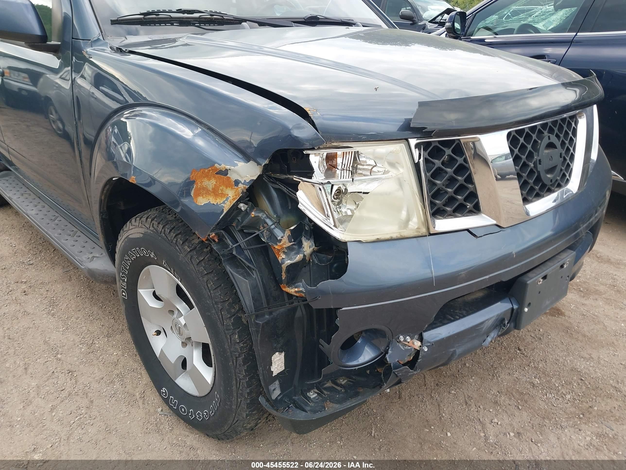 2005 Nissan Pathfinder Se Navy vin: 5N1AR18W95C741645